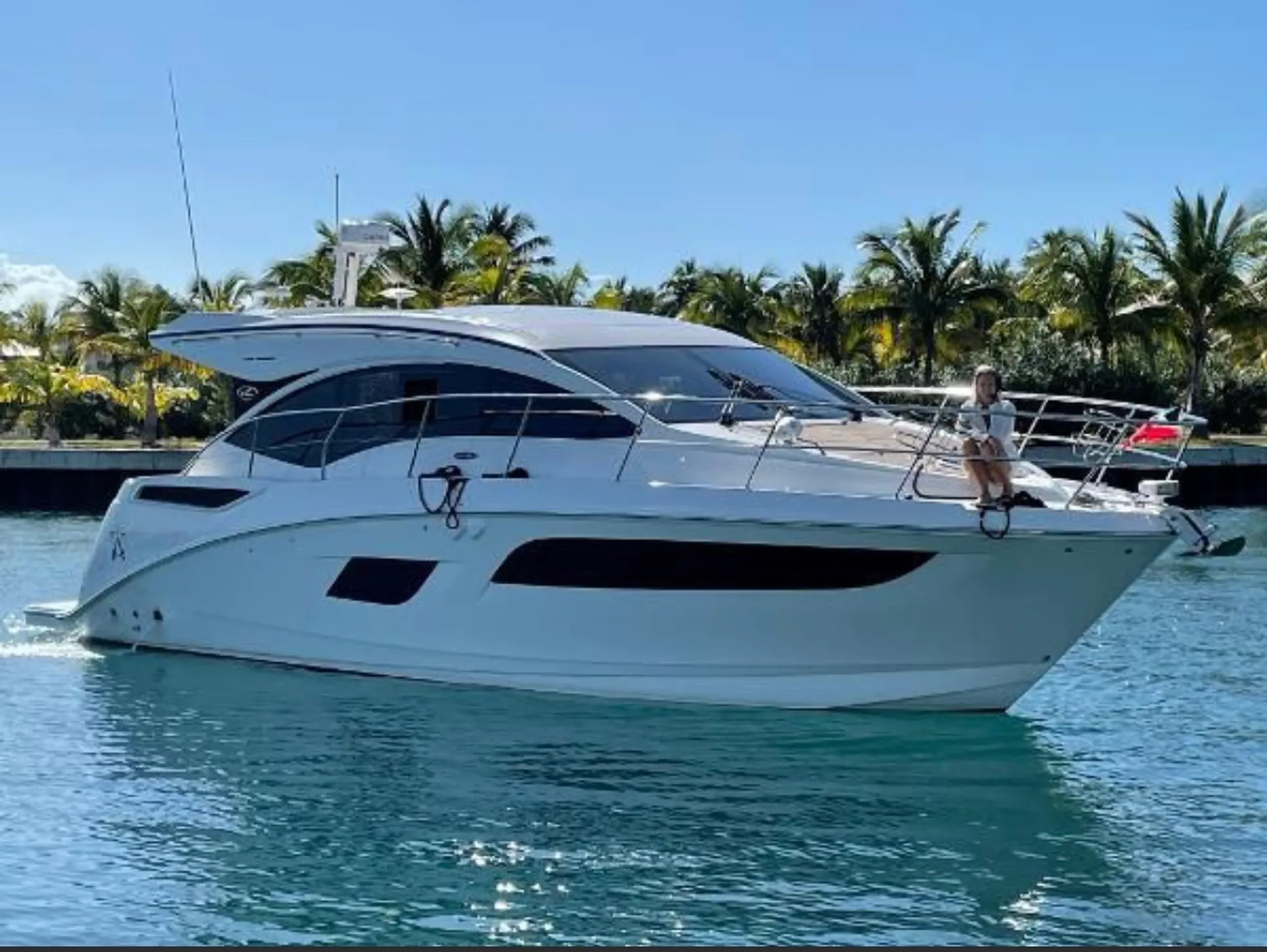 SEA RAY BOATS 400 SUNDANCER in Washington, DC