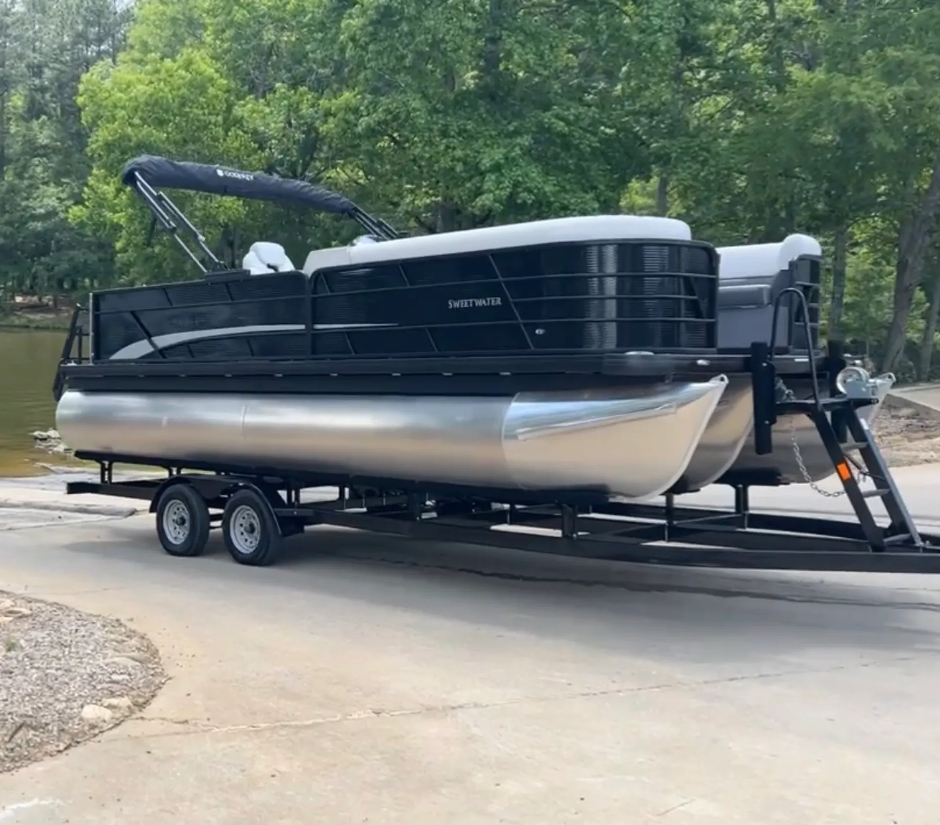 GODFREY MARINE SWEETWATER 2286 BF GTP 27 in Greensboro, GA