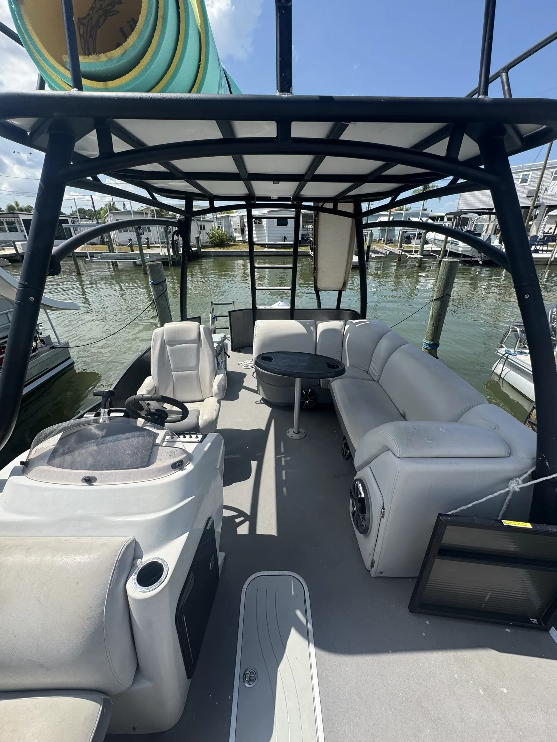 GODFREY MARINE SWEETWATER 2286 SB in St. Petersburg, FL — photo 7