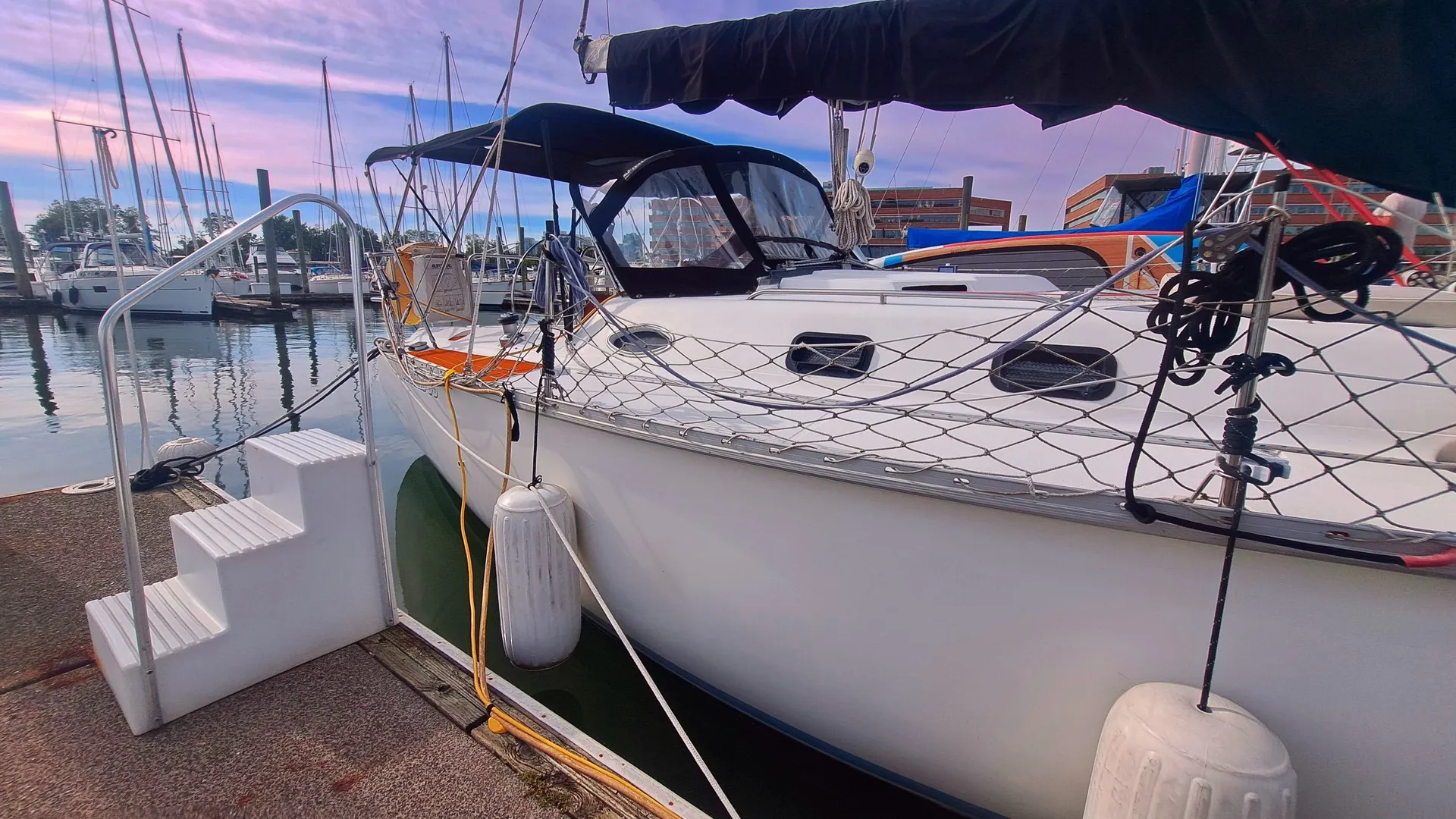 Hunter 35 Legend in Stamford, CT — photo 3