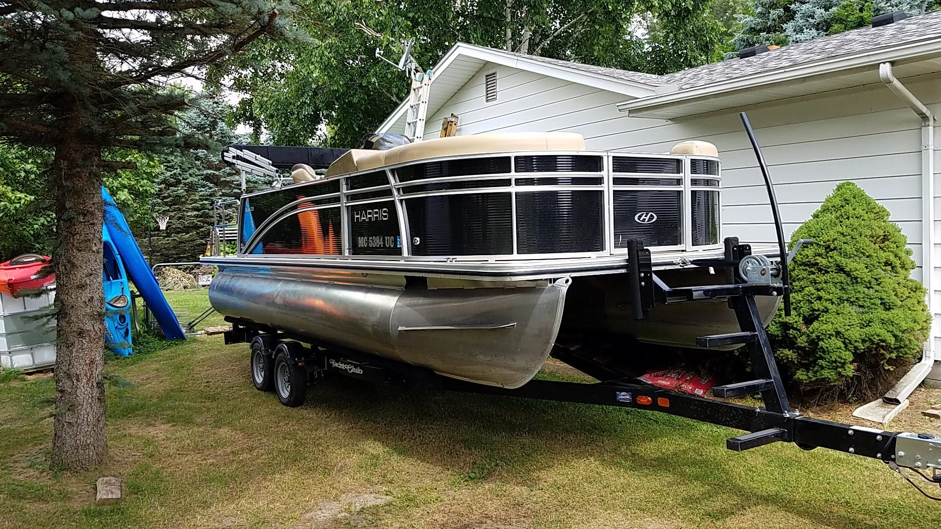 Harris Flotebote Harris-Kyot 200 Sunliner  in Howell, MI — photo 3