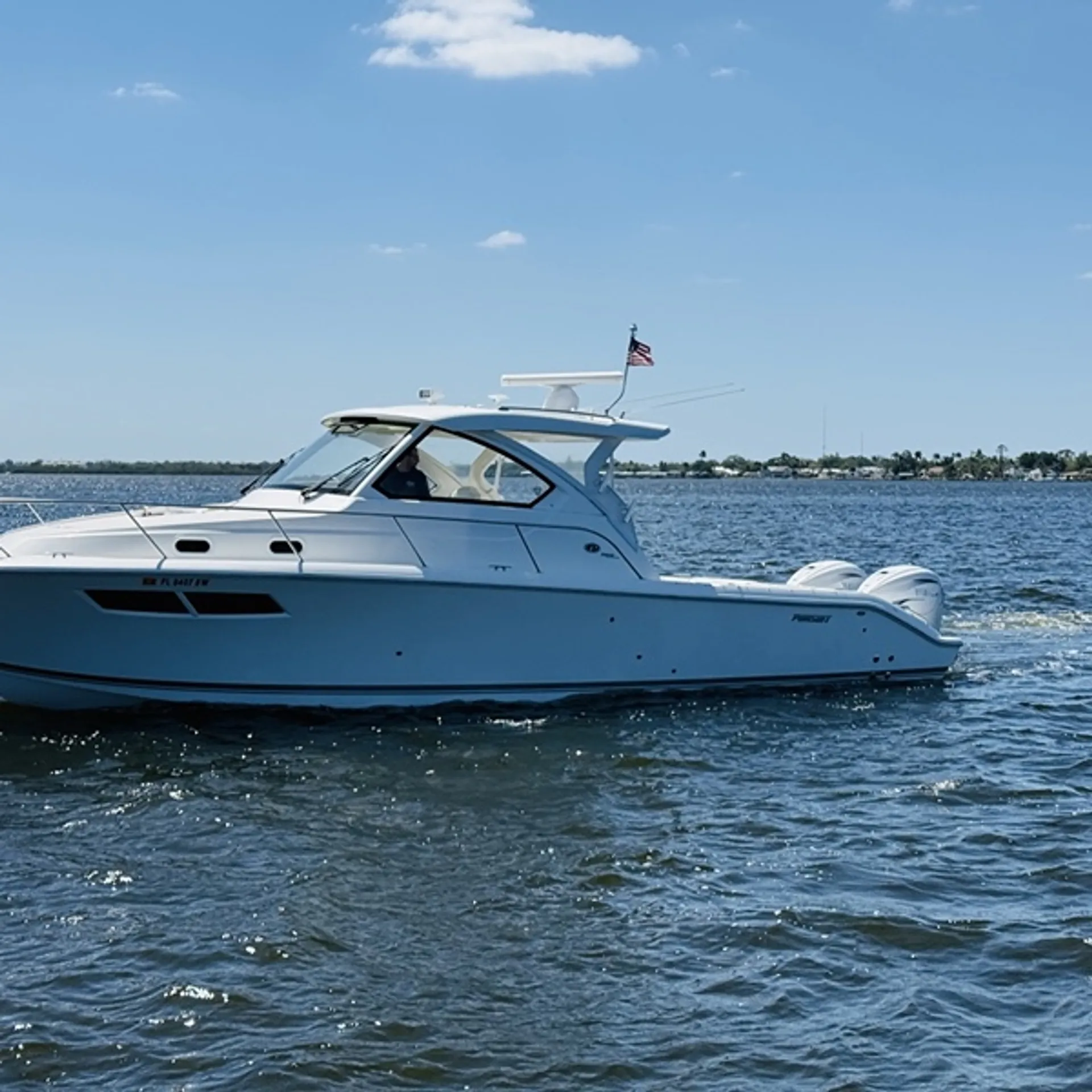 PURSUIT OS355 OFFSHORE W/3-F300HP in Miami, FL — photo 9