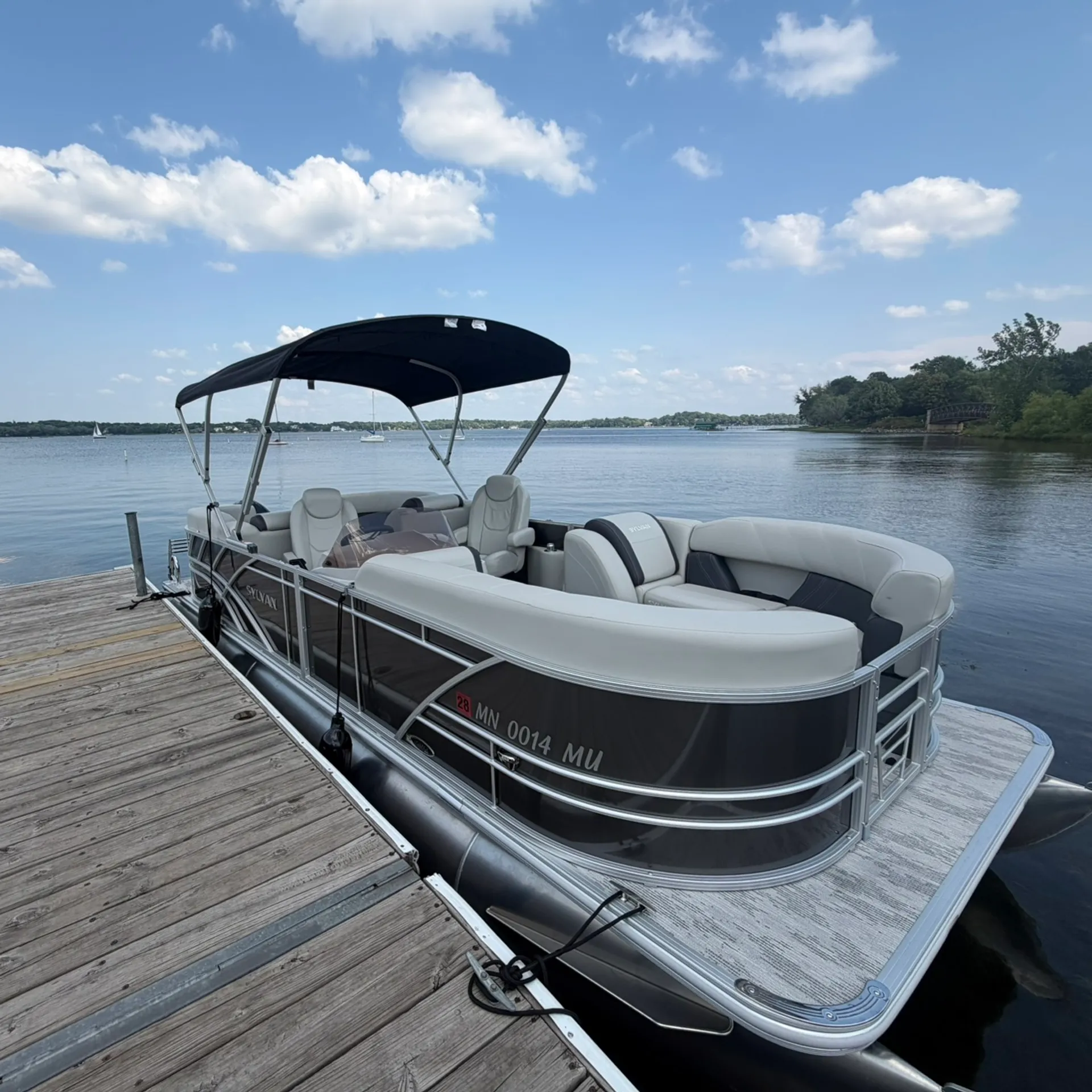 SYLVAN MARINE 822 MIRAGE LZ in White Bear Lake, MN