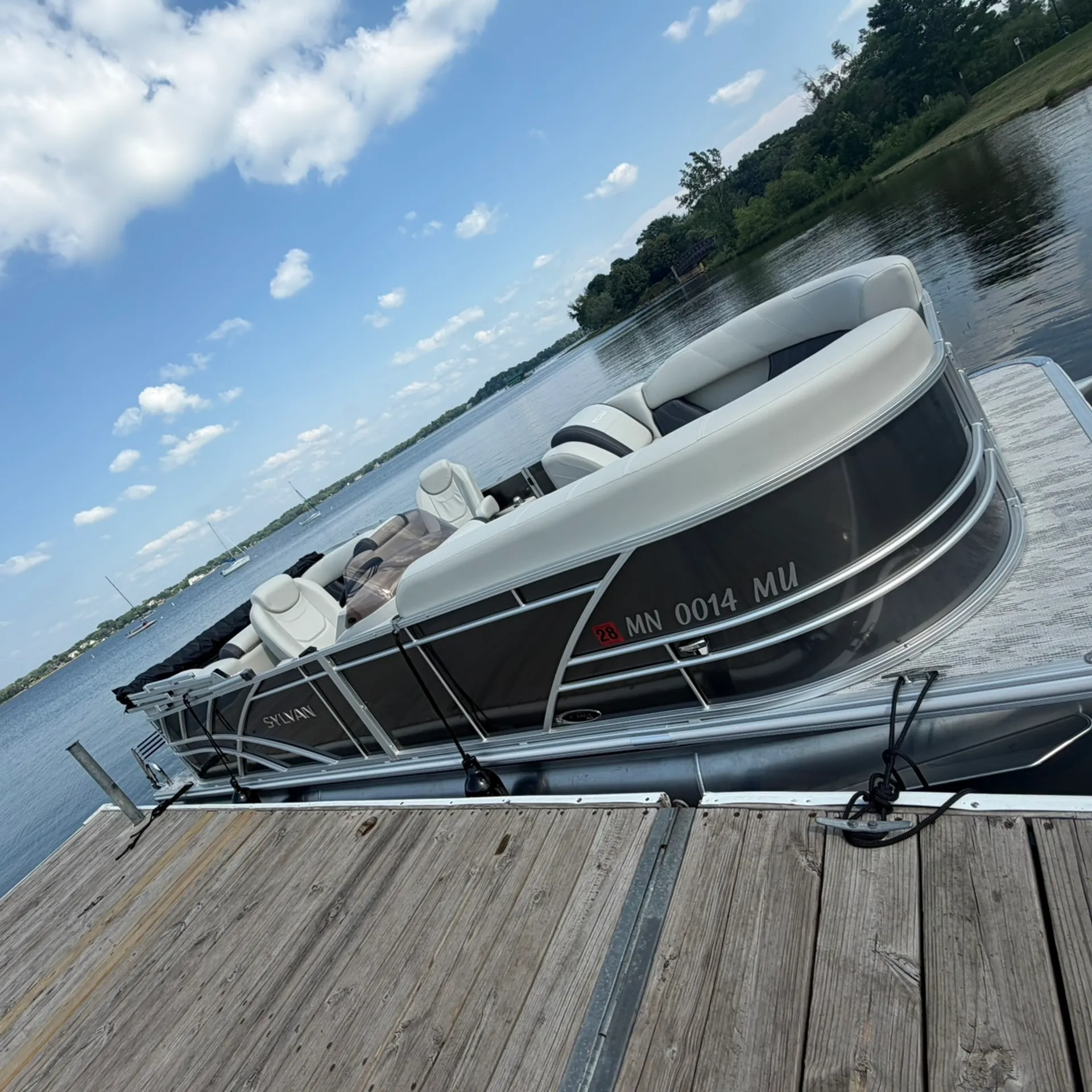 SYLVAN MARINE 822 MIRAGE LZ in White Bear Lake, MN — photo 3