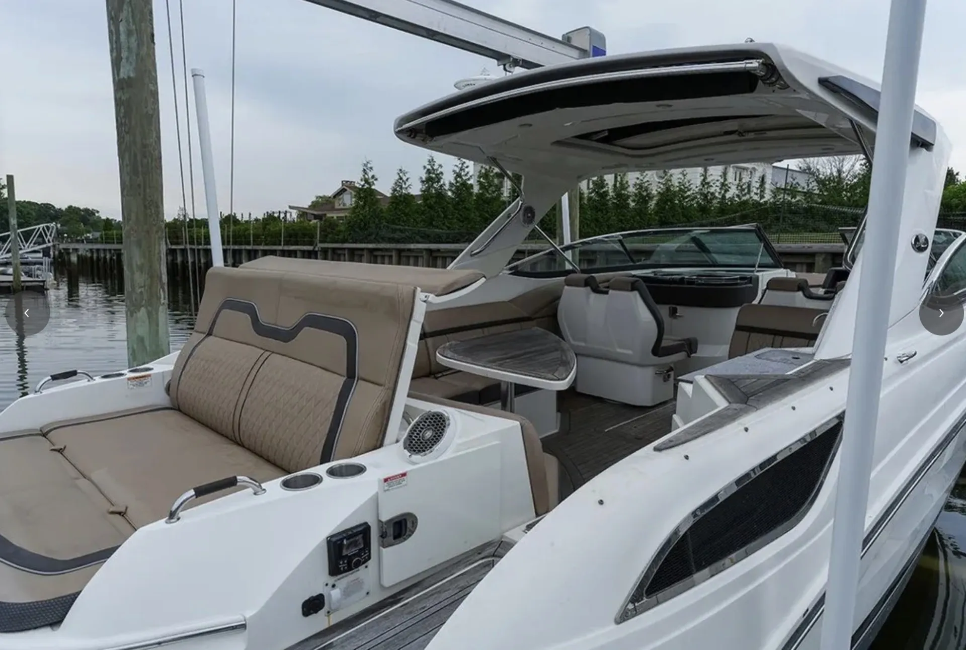 SEA RAY BOATS 350 SLX in Oceanside, NY — photo 10