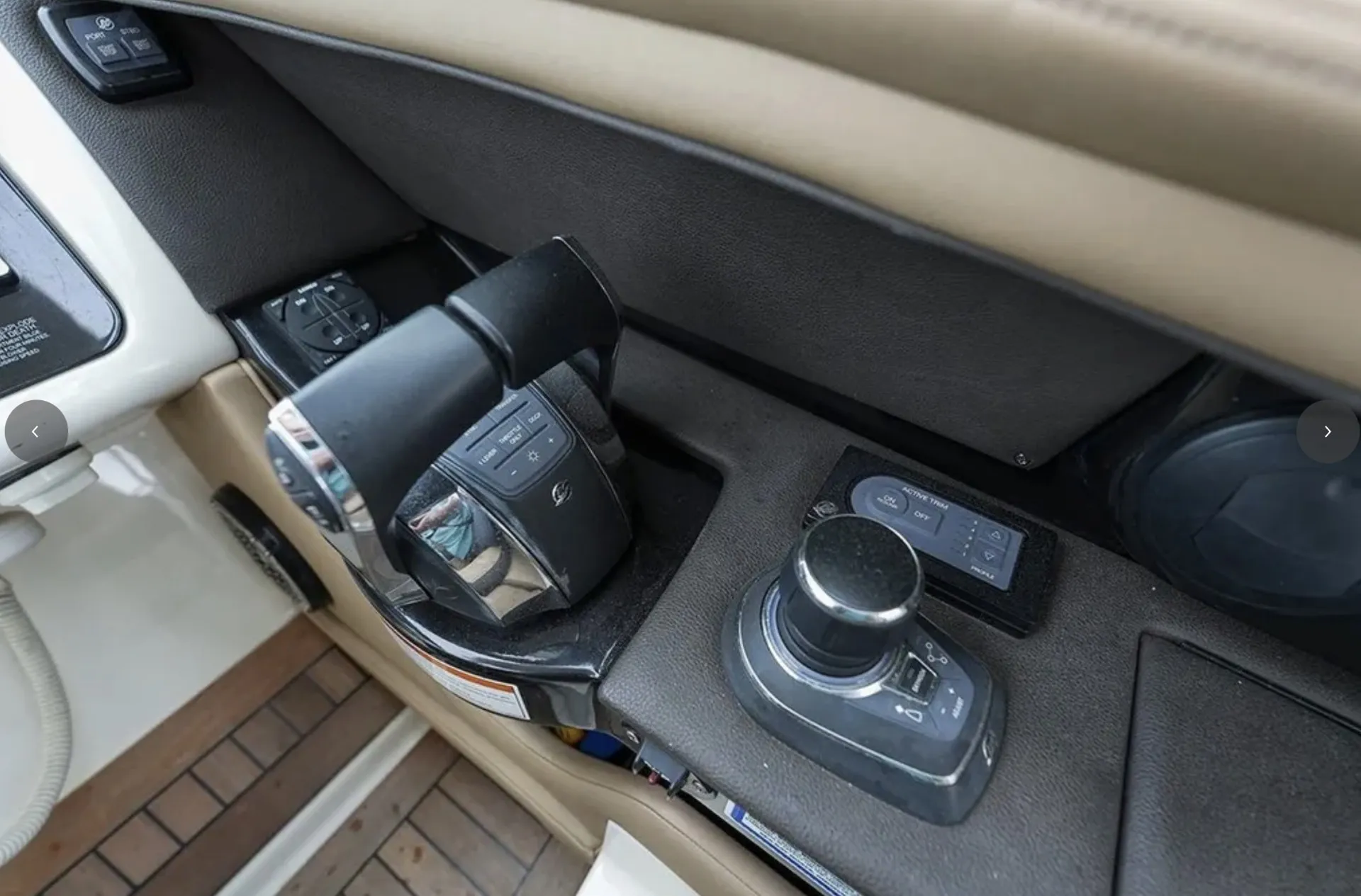 2018 Sea Ray SLX 350 | Luxury Day Yacht | Captain Included