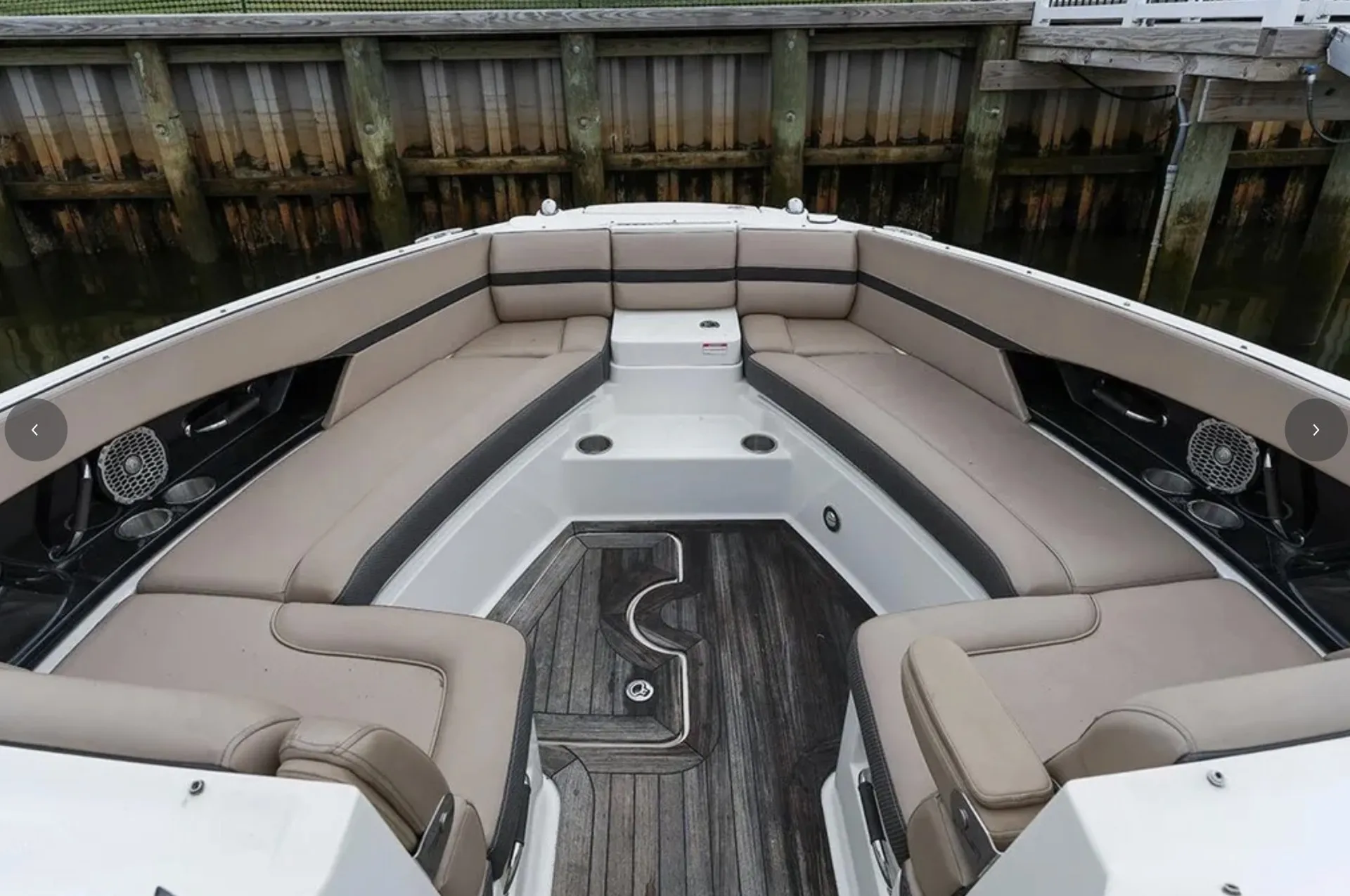 2018 Sea Ray SLX 350 | Luxury Day Yacht | Captain Included