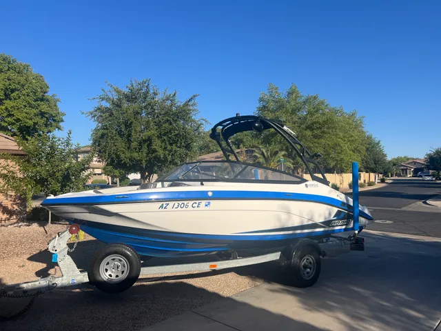 Rent a YAMAHA ski and wakeboard in Queen Creek, AZ near me