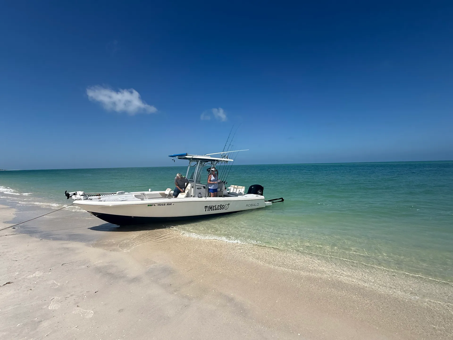 ROBALO 246 CAYMAN W/F200XB W/TRLR in North Port, FL — photo 5