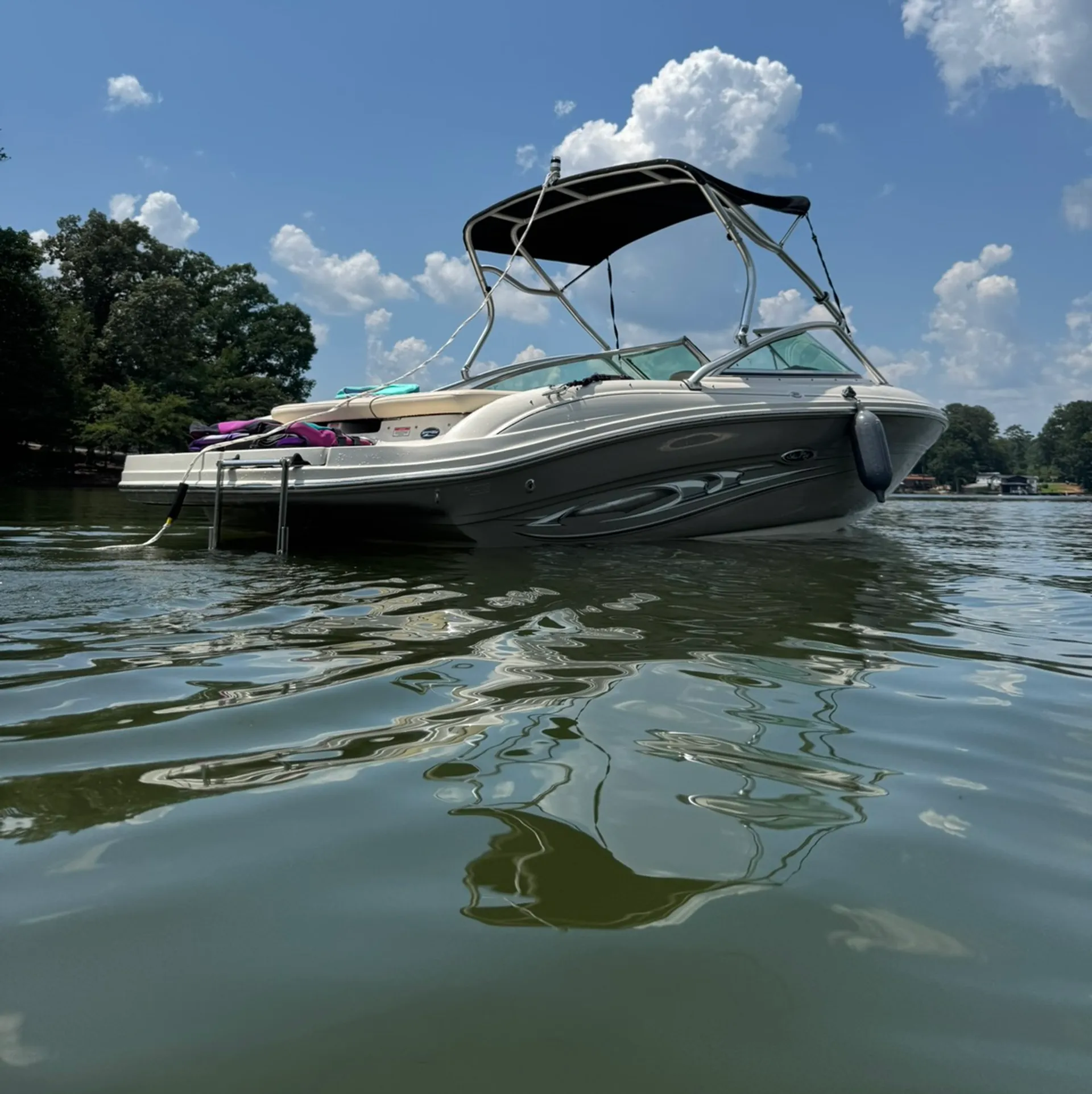 Sea Ray 200 Select for rent on Jackson Lake, Lake Sinclair, Oconee