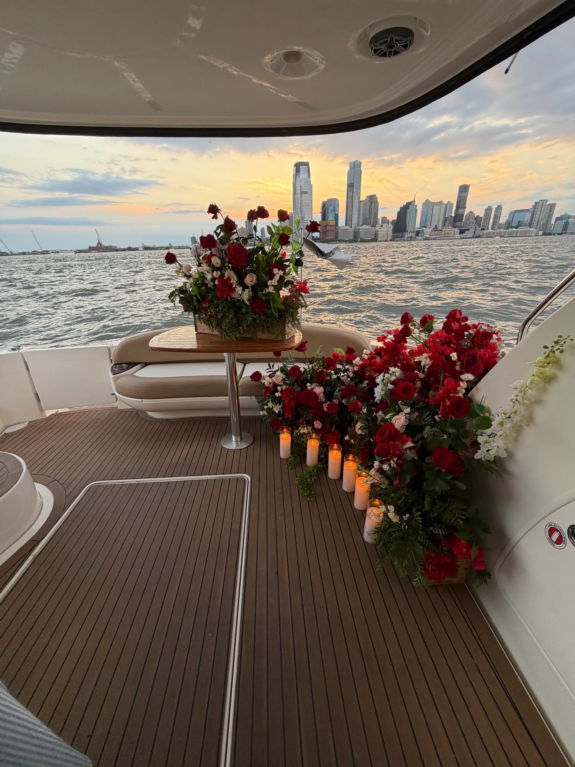 NYC’s BEST 50ft LUXURY MERIDIAN YACHT!!! WITH SEAKEEPER STABILIZER 
