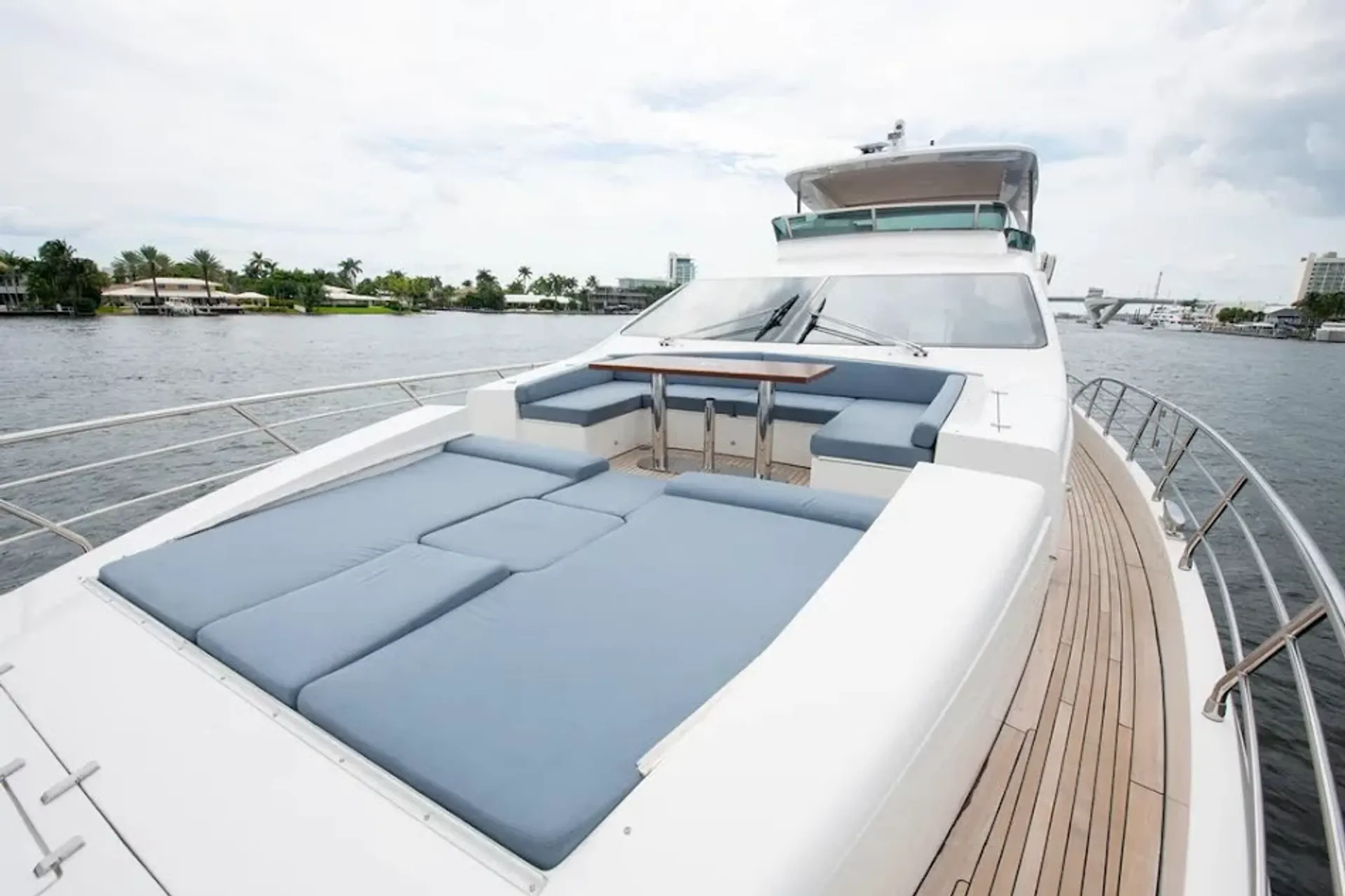 Azimut 88 Fly in Miami, FL — photo 5