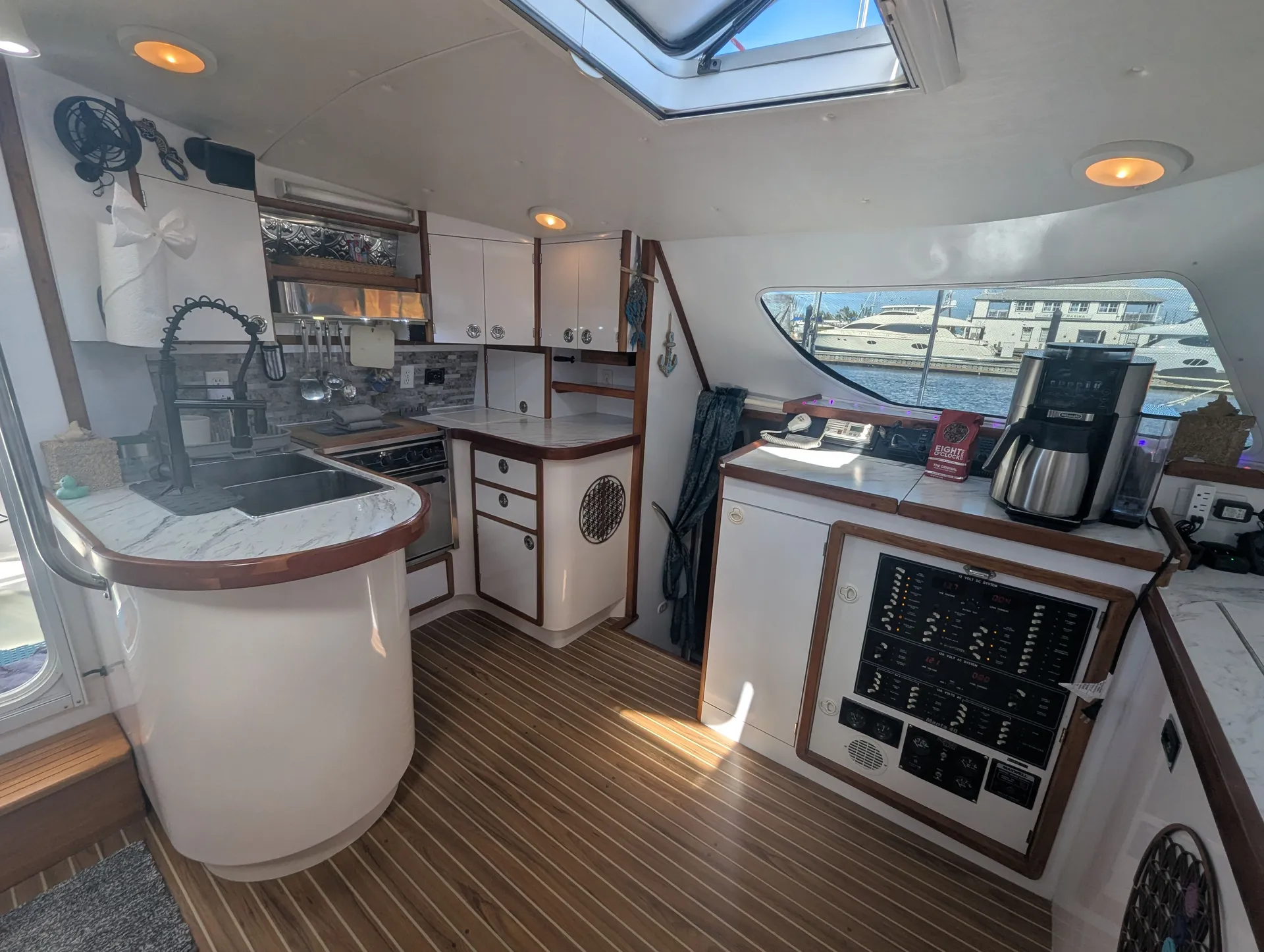 Manta Ray Catamarans Manta 42 in Key West, FL — photo 9