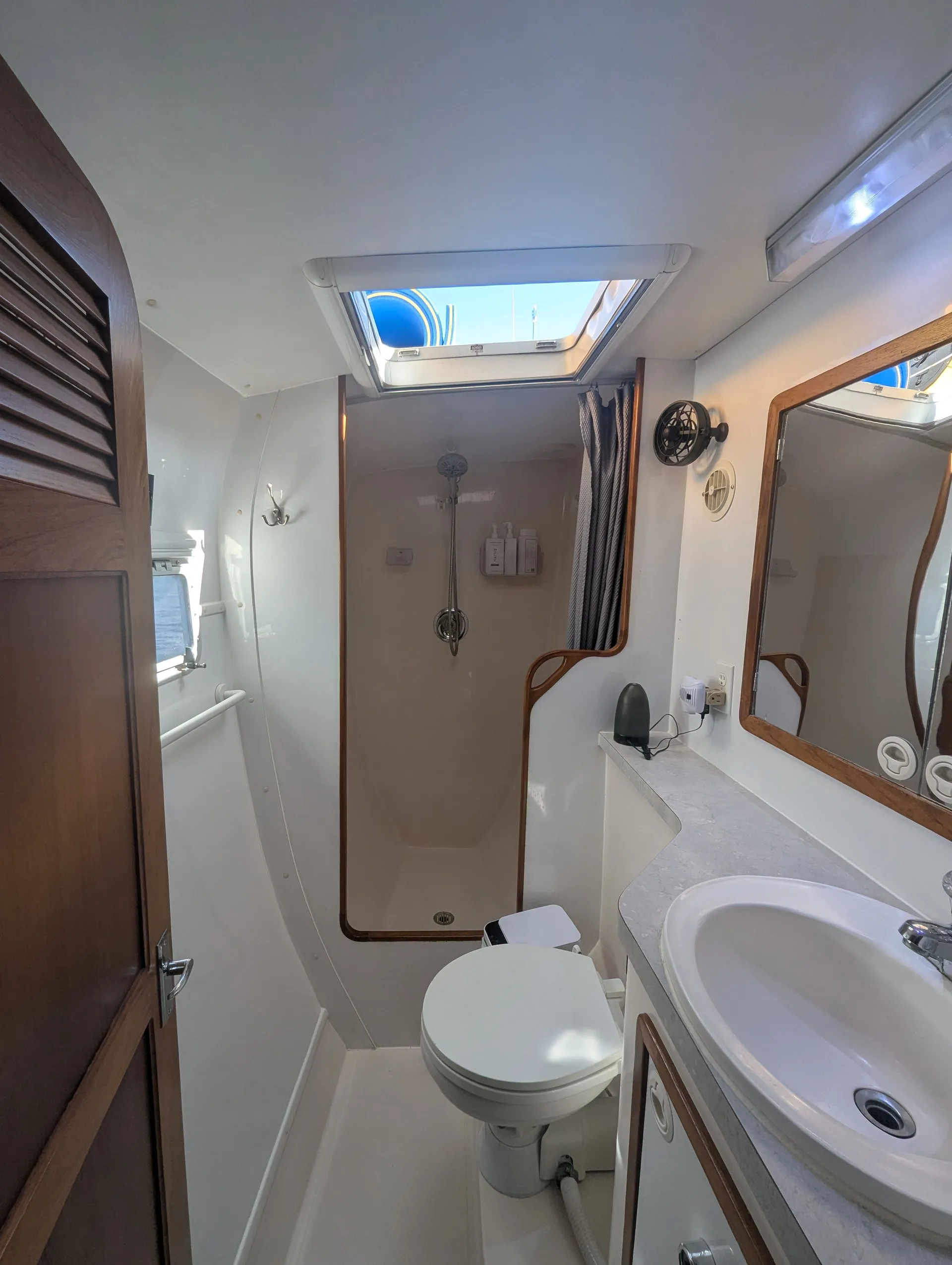 Manta Ray Catamarans Manta 42 in Key West, FL — photo 8