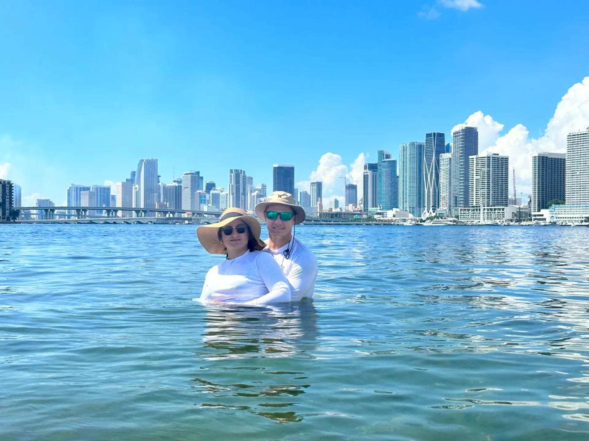 Sea Ray Boats Sundancer in Miami, FL — photo 6