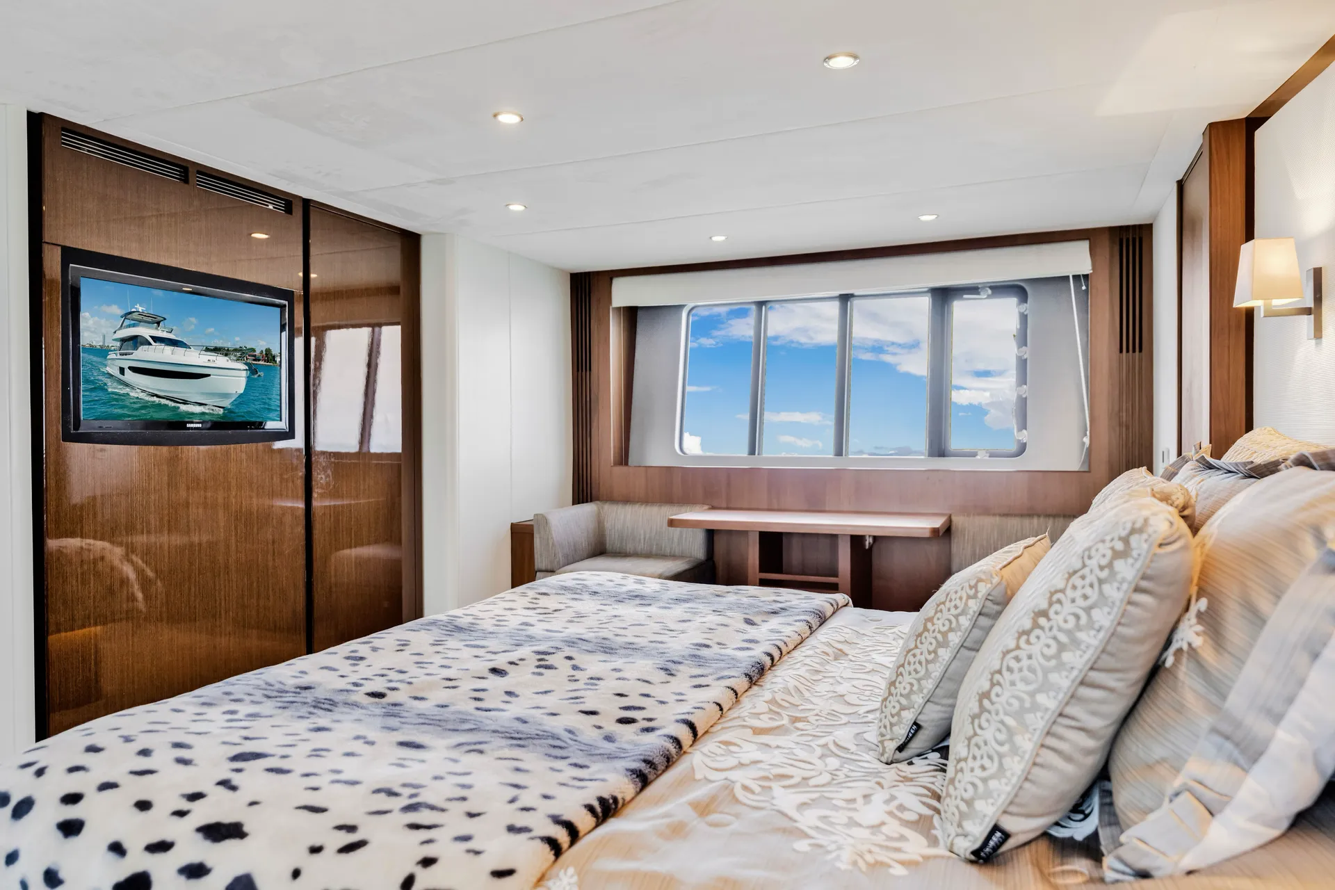 Princess 88 Jacuzzi in Miami Beach, FL — photo 3