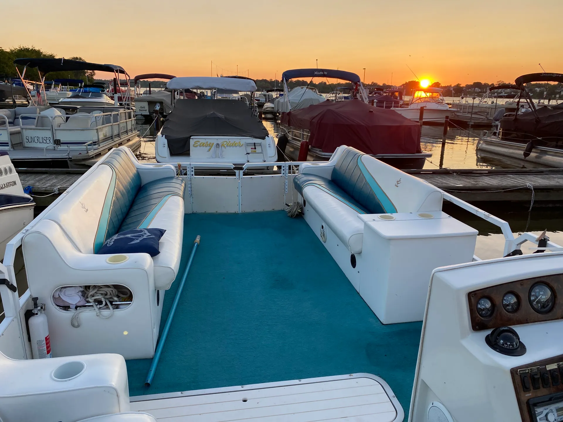 JC AND NEPTOON PONTOON 266 TRITOON in Rossford, OH — photo 2
