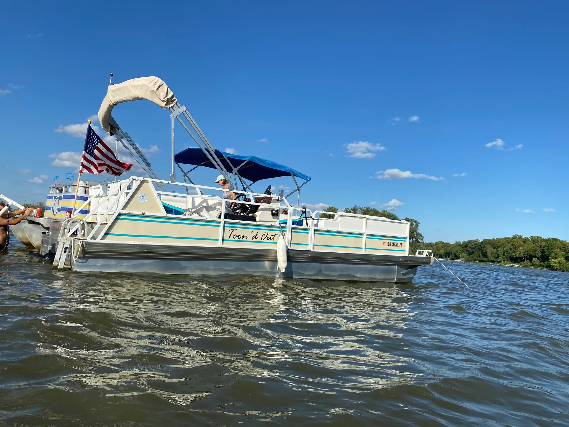 JC AND NEPTOON PONTOON 266 TRITOON in Rossford, OH