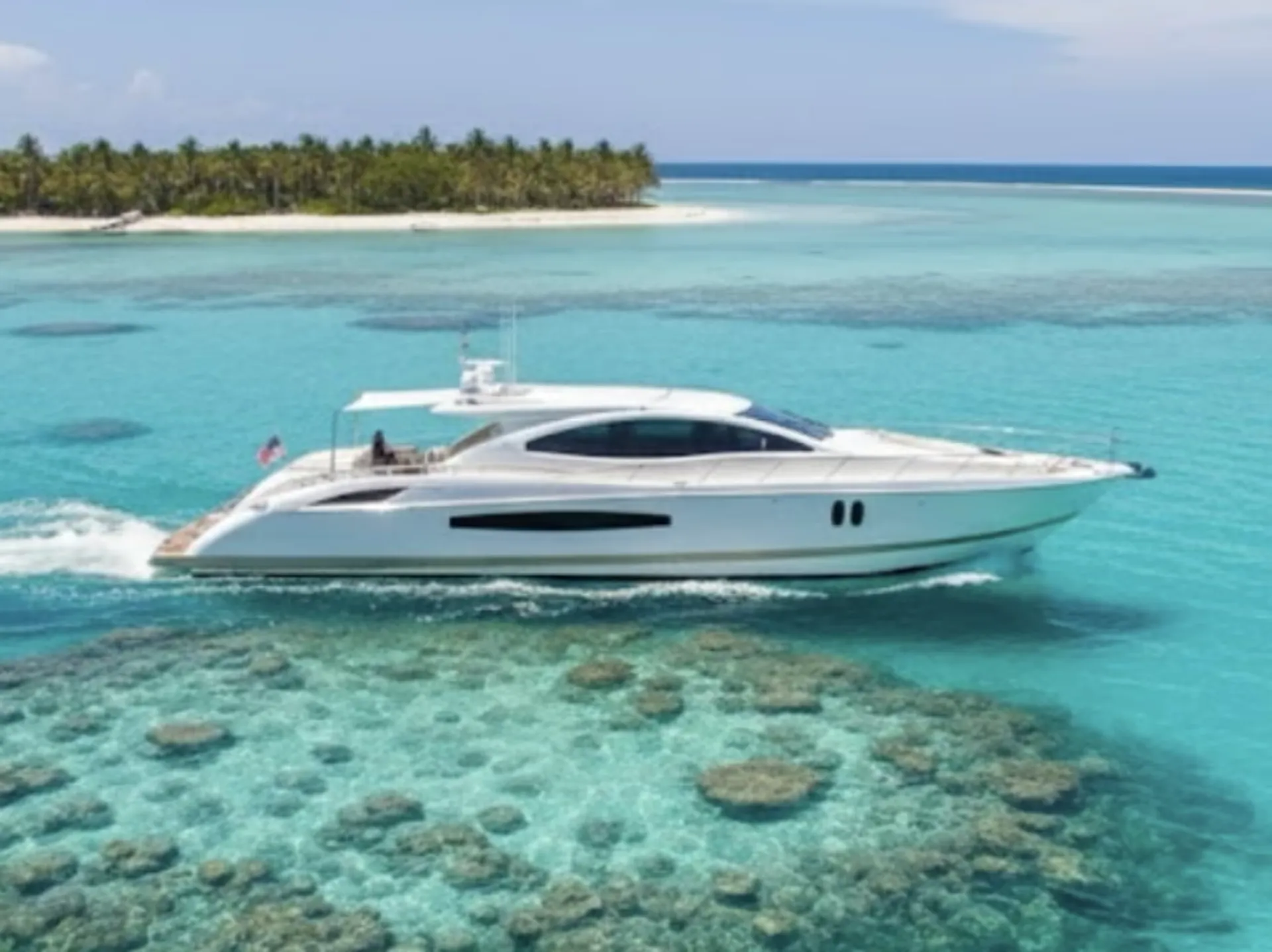 Lazzara 75 LSX in Miami Beach, FL