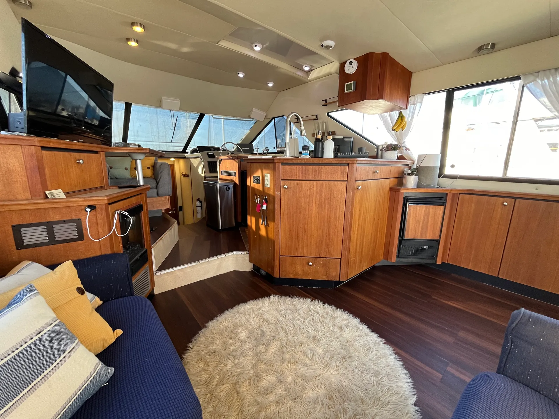 BAYLINER 3988 COMMAND BRIDGE in Alameda, CA — photo 3