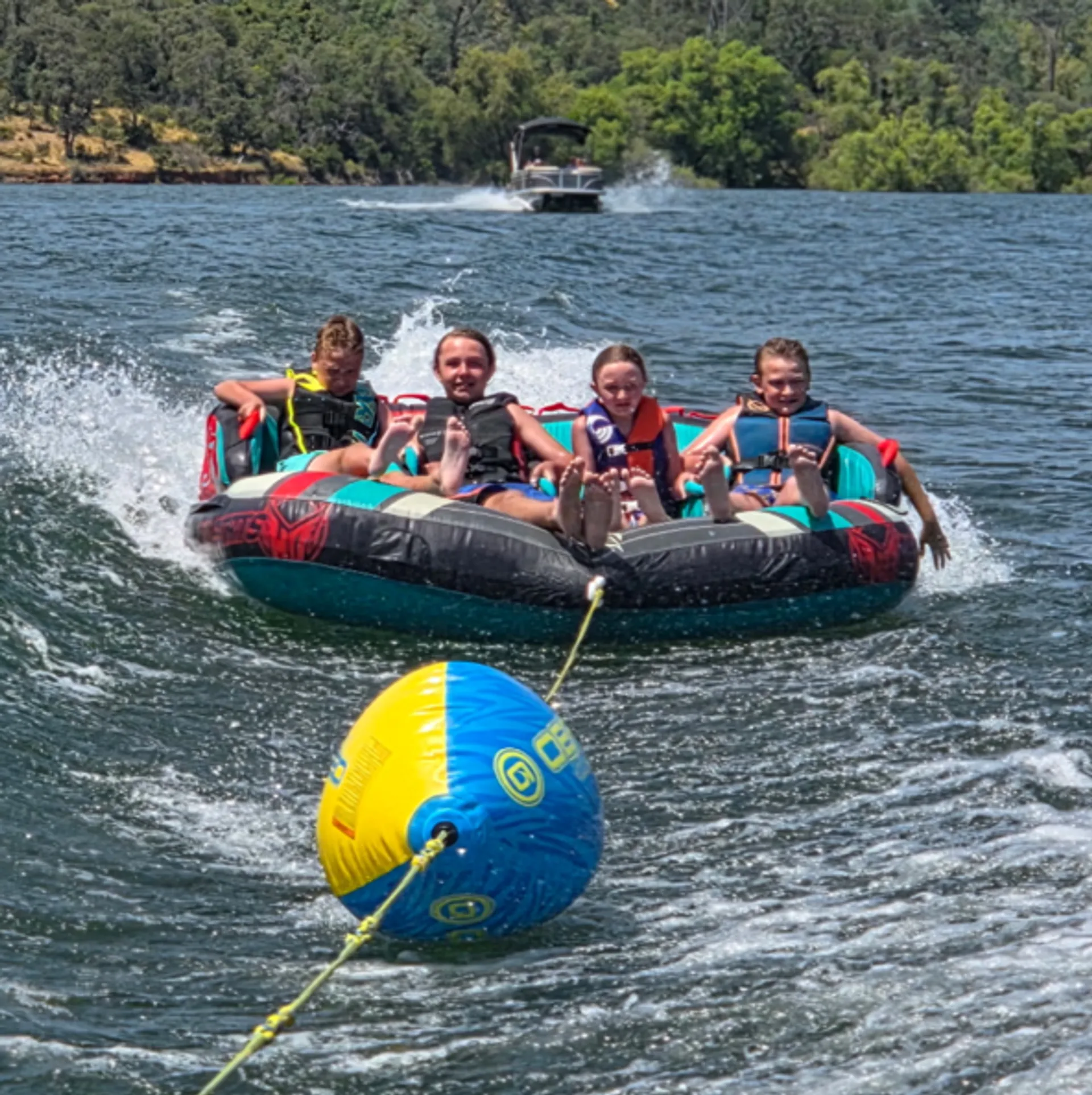 Spend your summer days on Folsom lake, Wakesurf, Tubing, Relaxing