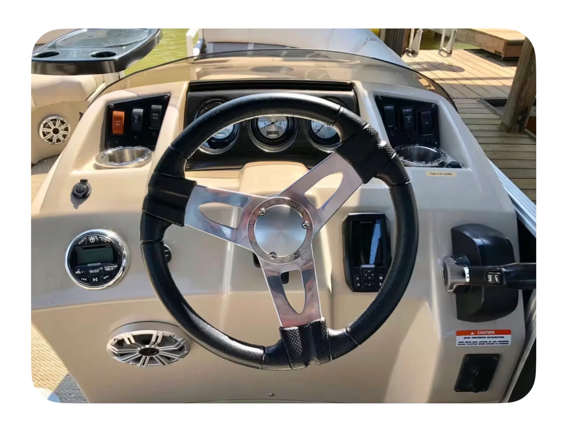 BENNINGTON MARINE 23 SSRX- PREMIUM in Lake Norman of Catawba, NC — photo 2