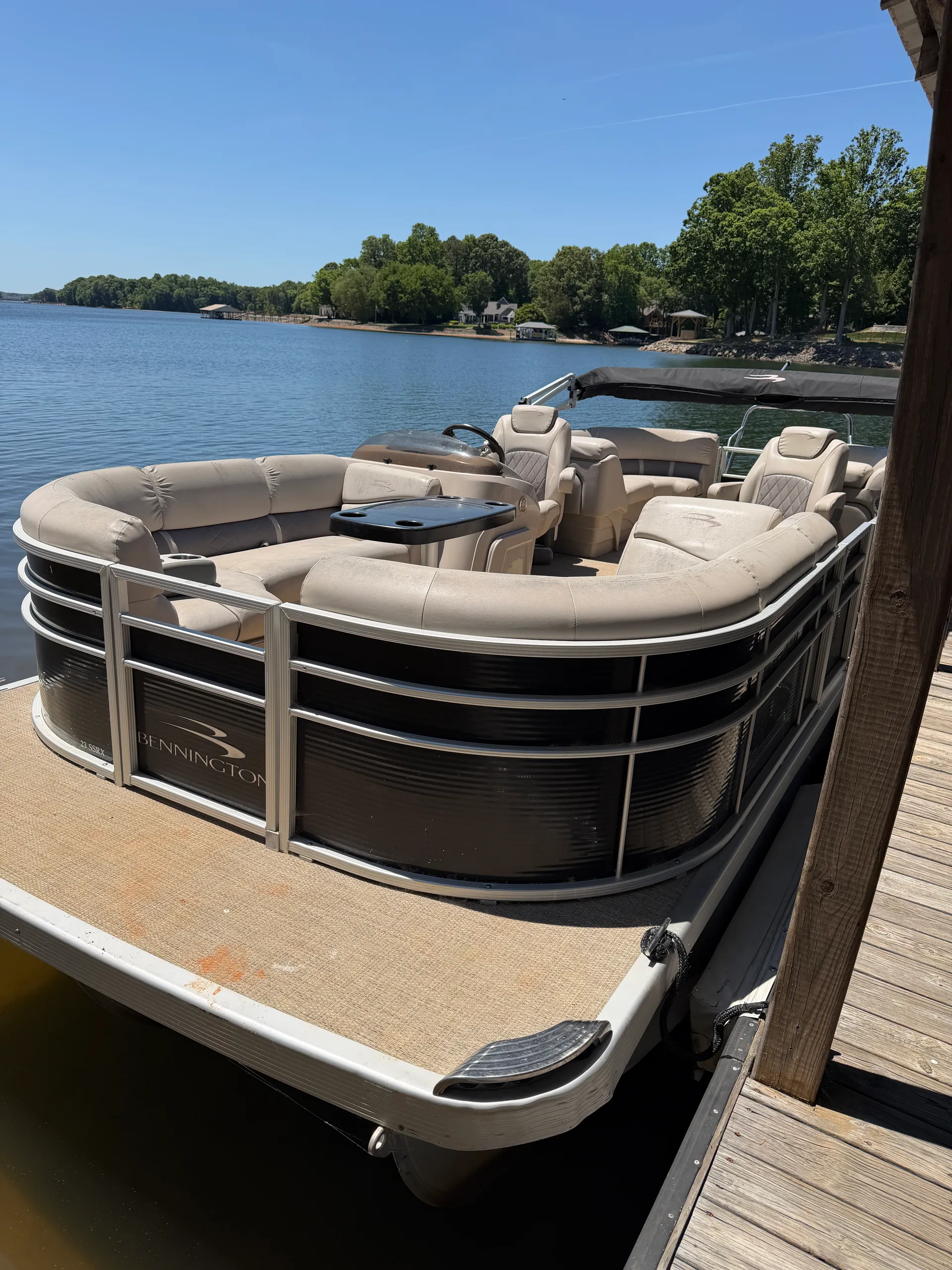 BENNINGTON MARINE 23 SSRX- PREMIUM in Lake Norman of Catawba, NC — photo 4