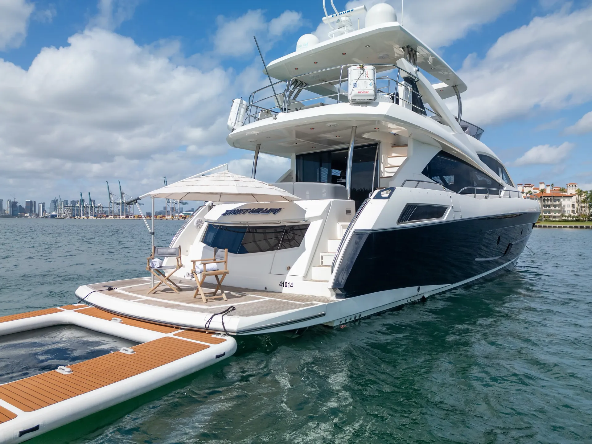 Sunseeker 80 Yacht in Miami Beach, FL — photo 8