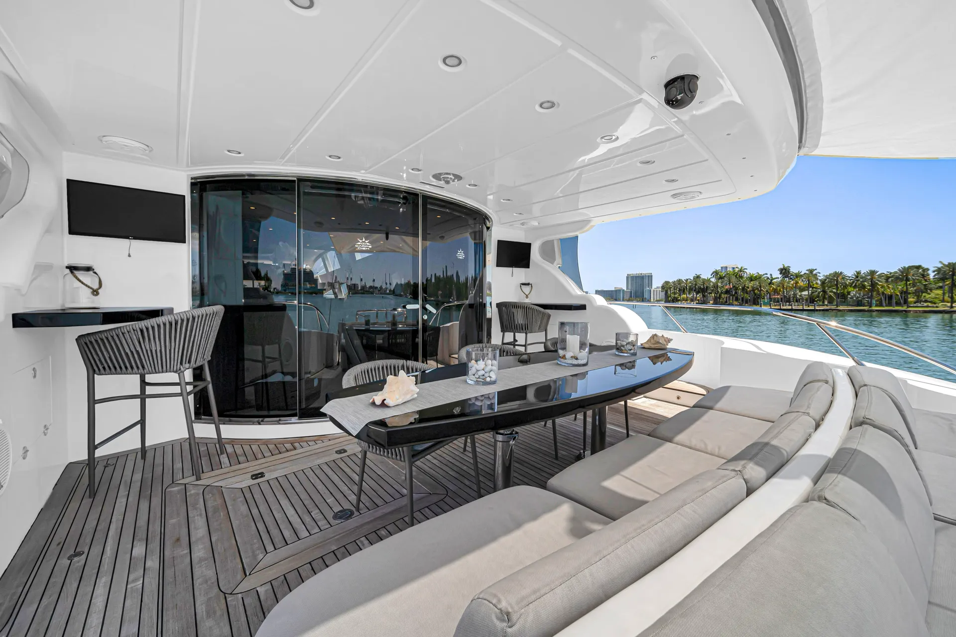 Arno Leopard 105 in Miami Beach, FL — photo 7