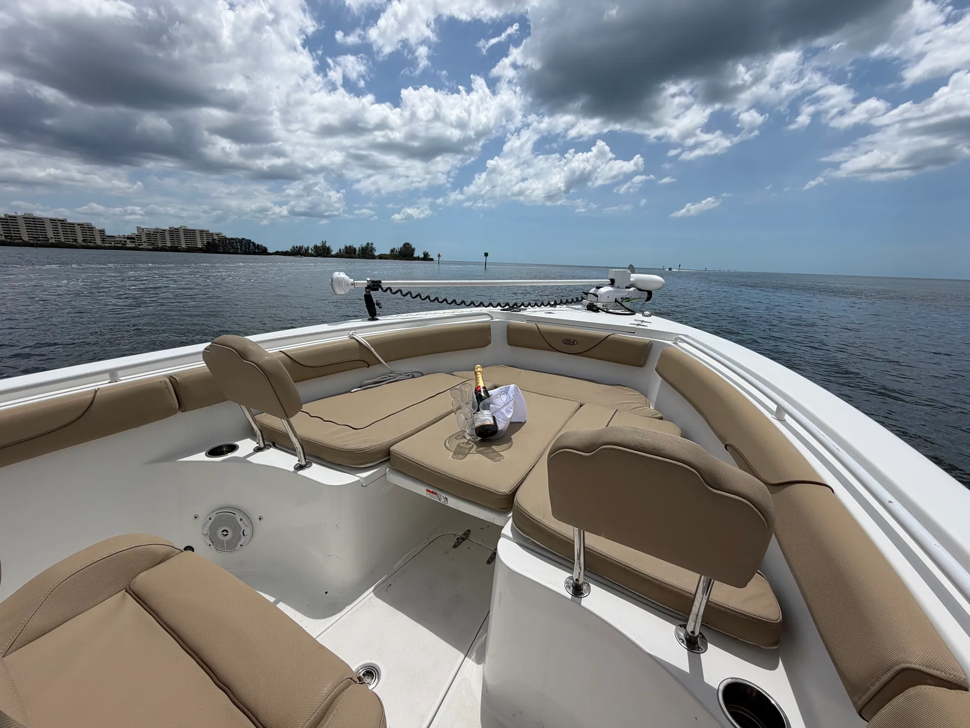 SEA HUNT BOATS GAMEFISH 27 in Hudson, FL — photo 3