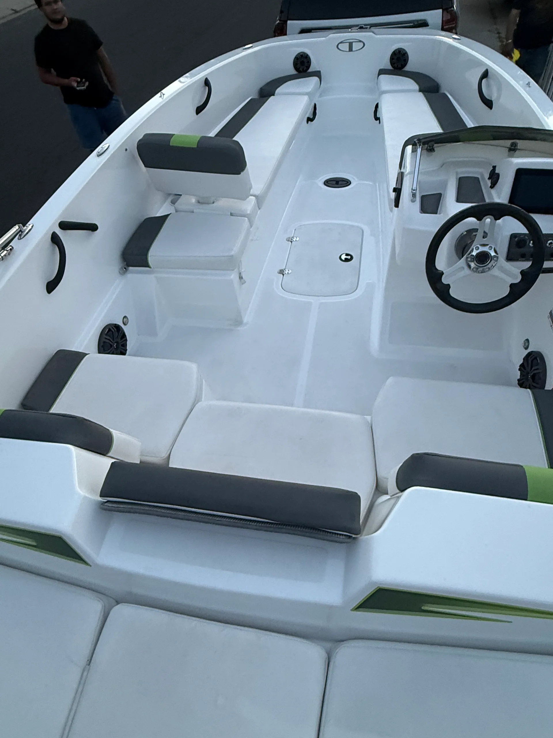 TAHOE BY TRACKER MARINE T18 in Modesto, CA — photo 4