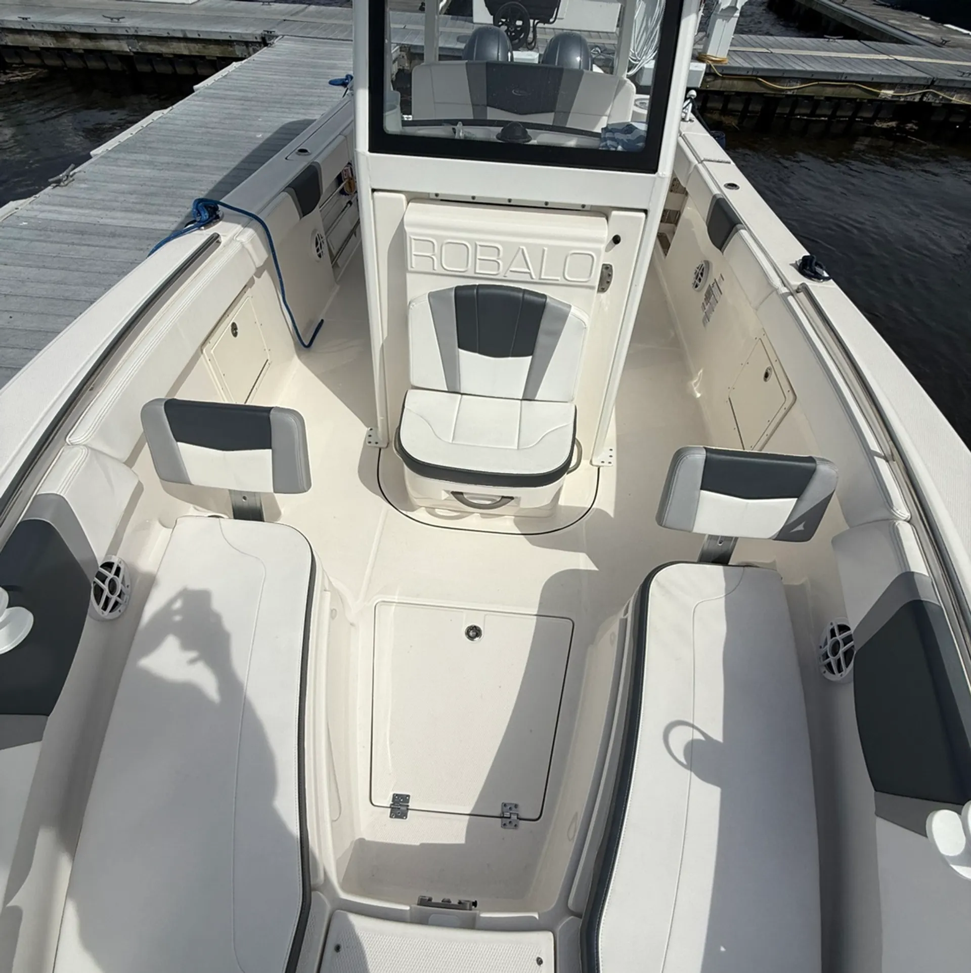 ROBALO R272 in Newburyport, MA — photo 7