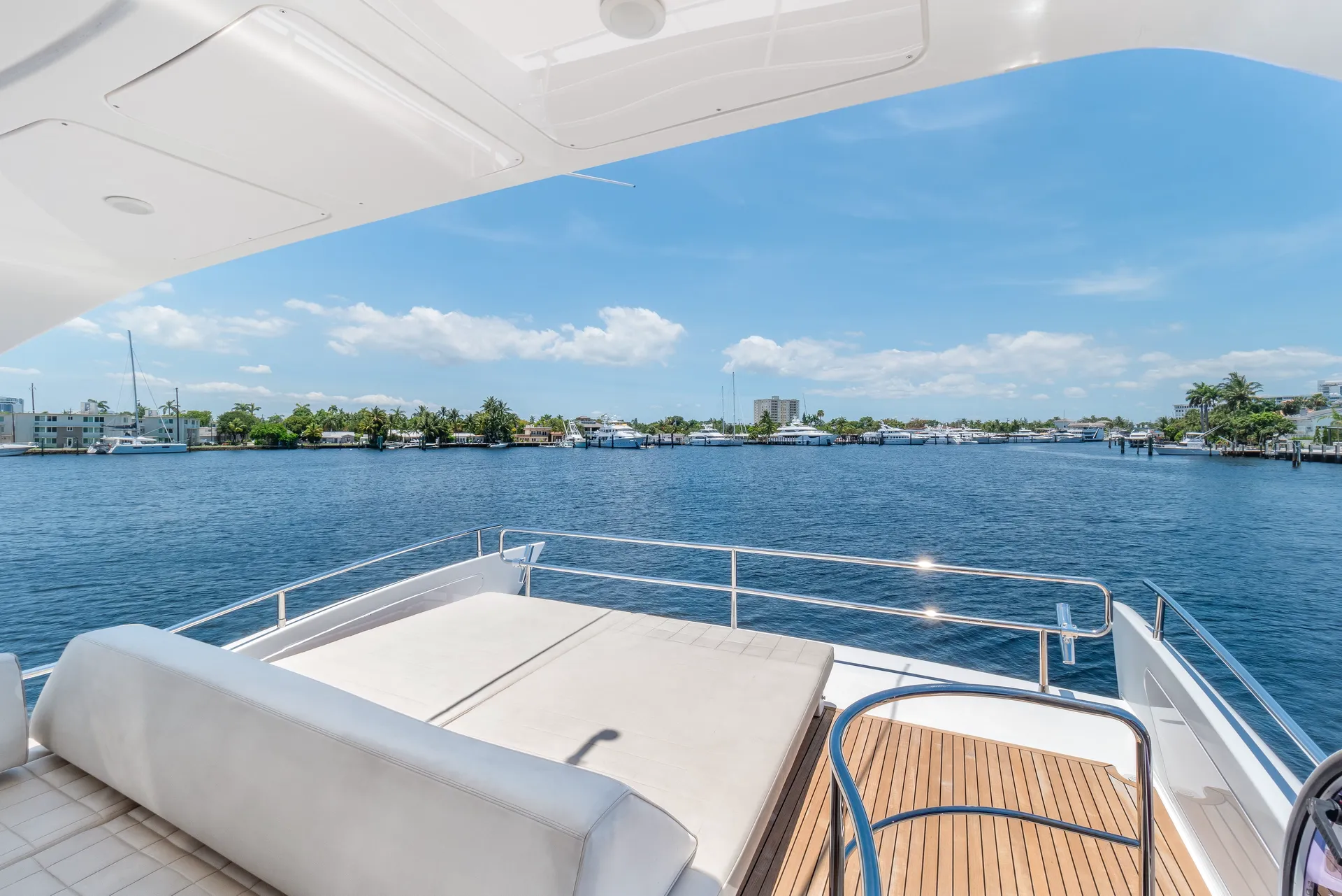 Azimut  64 Flybridge in Fort Lauderdale, FL — photo 4