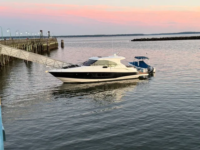 Rent a Cruisers Yachts cruiser in Stamford, CT near me