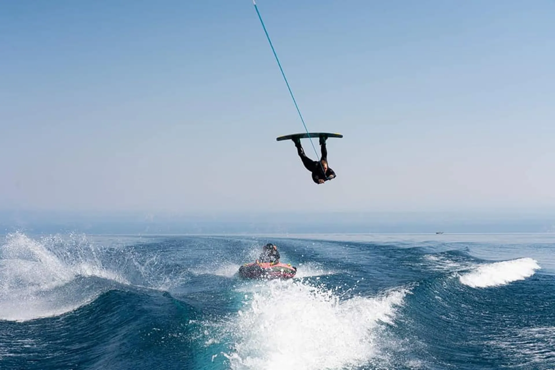 AXIS WAKE RESEARCH T22 W/TRAILER in Carnelian Bay, CA — photo 5