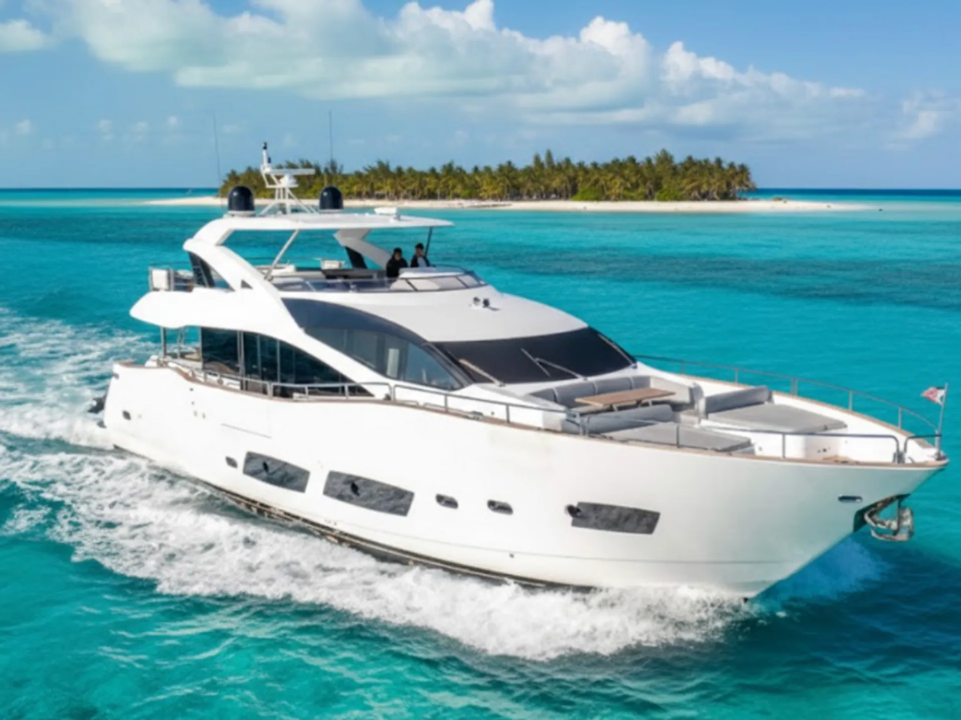 Sunseeker  96 Yacht in Miami Beach, FL