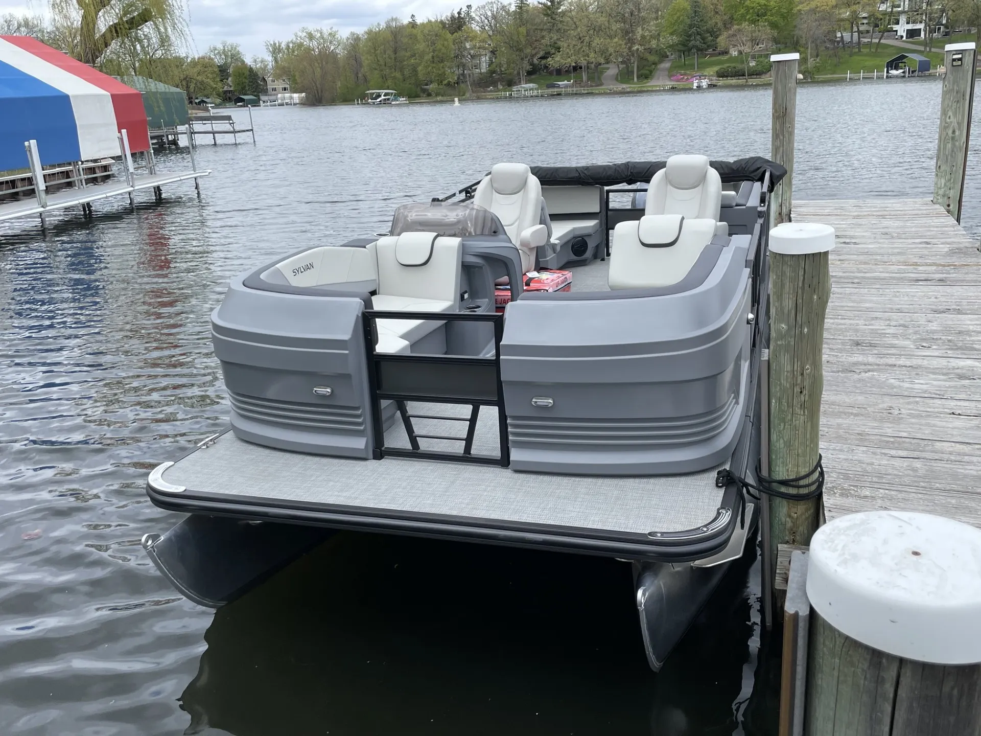 STARCRAFT MARINE LX 22 R in Wayzata, MN — photo 8