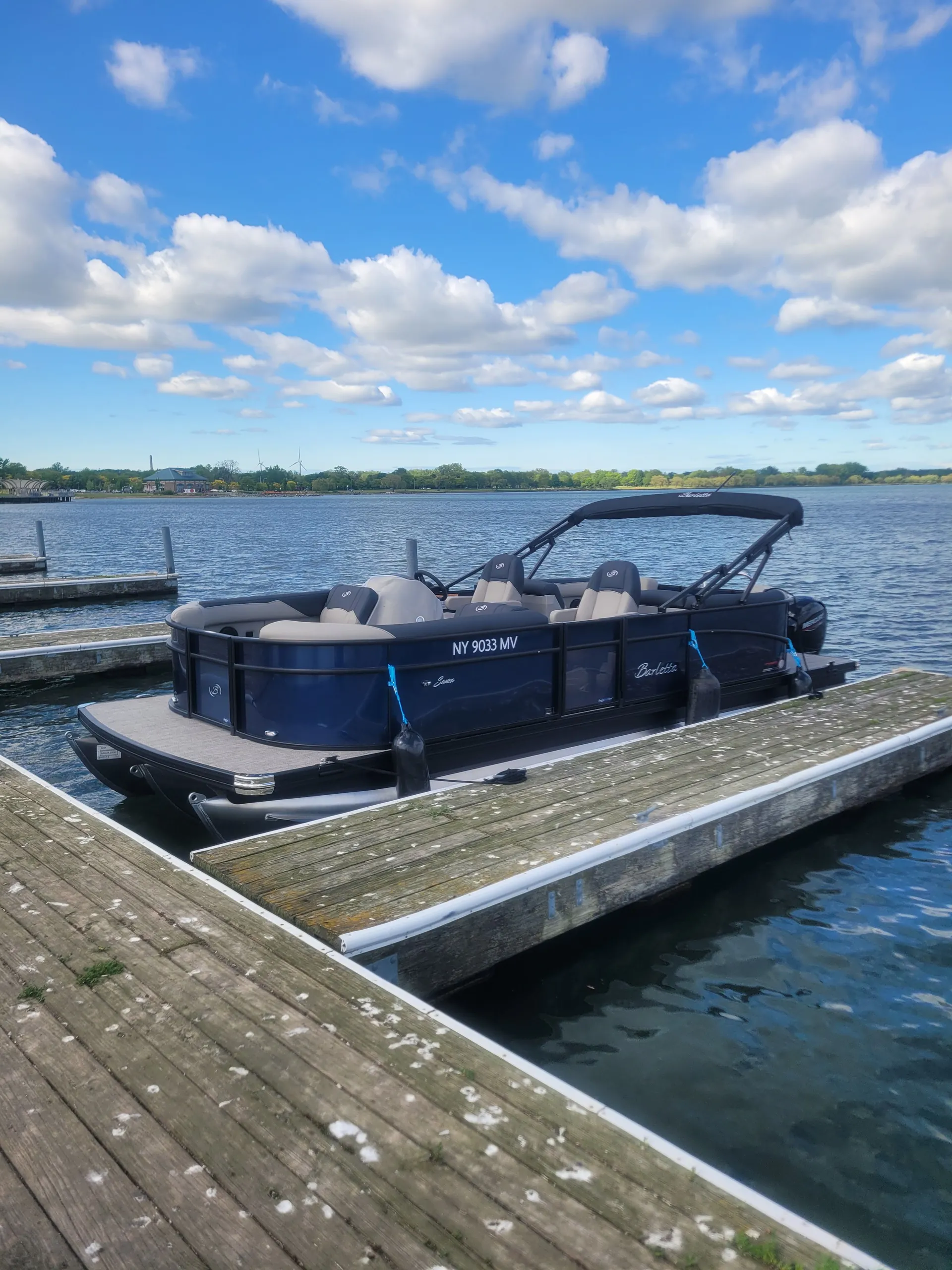 Barletta Boats Sanza 22QC in Geneva, NY — photo 2