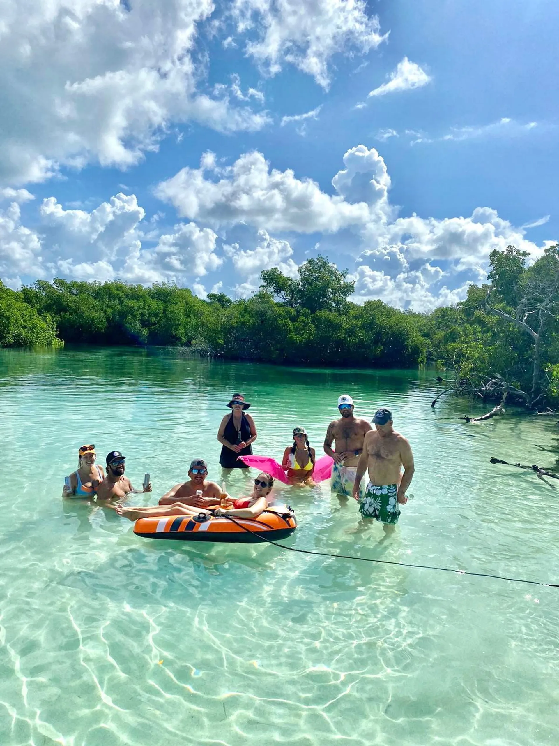 Tritoon party boat 
