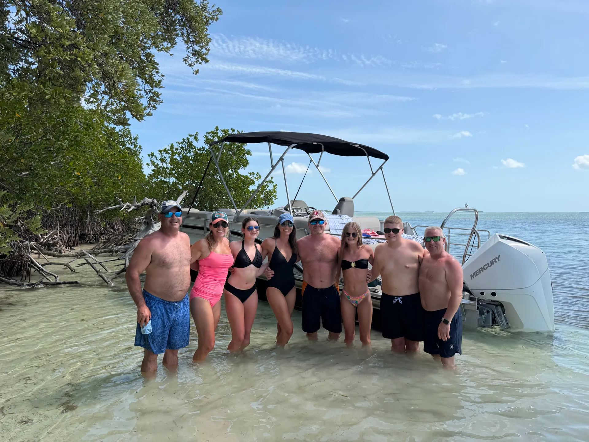 Tritoon party boat 