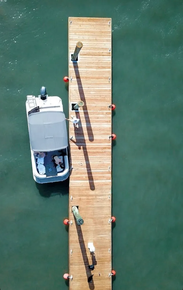 Rent a Suncatcher / 
G3 Boats pontoon in Hilton Head Island, SC near me