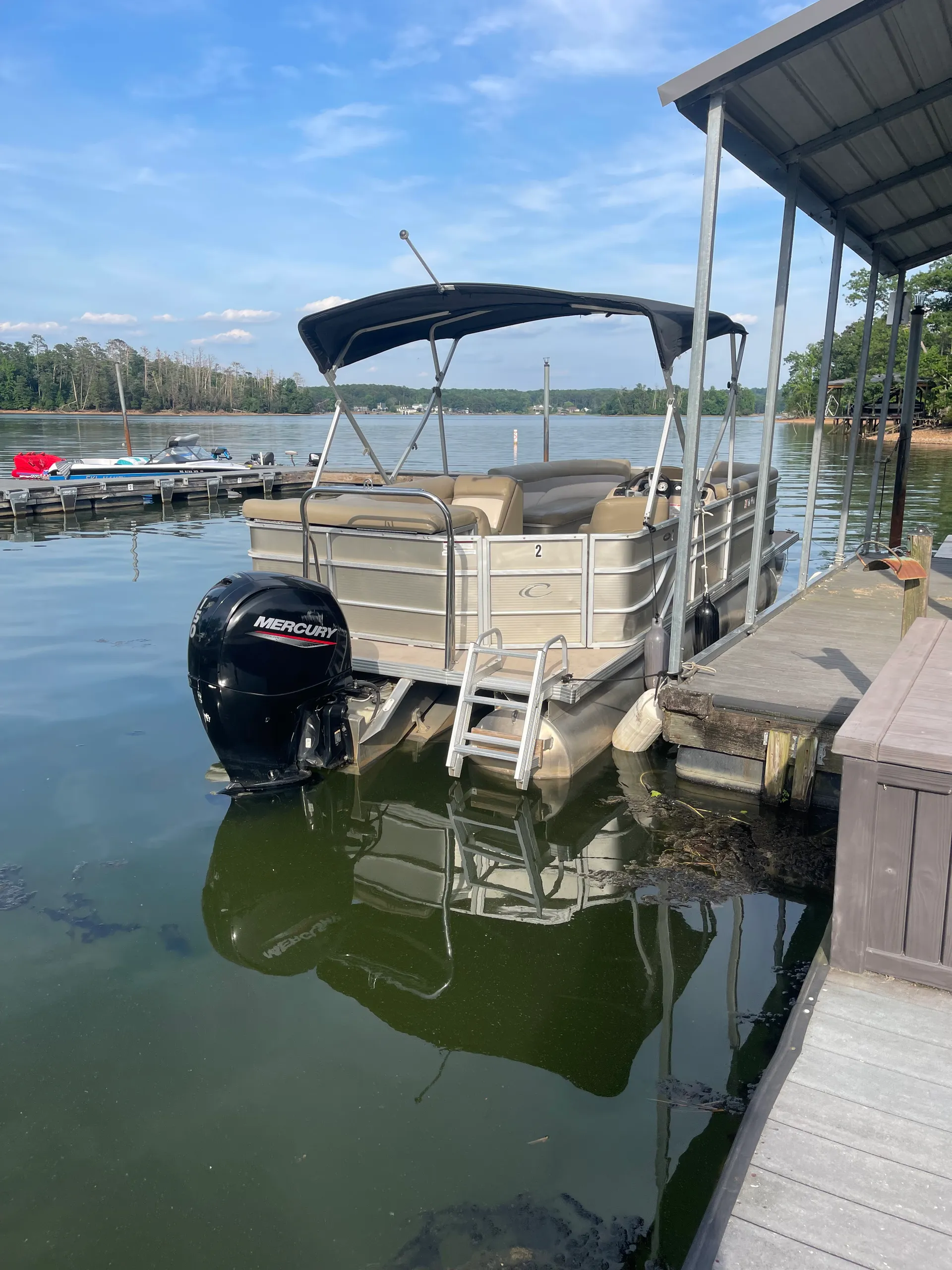 CREST PONTOONS 230 WAVE in New London, NC — photo 3