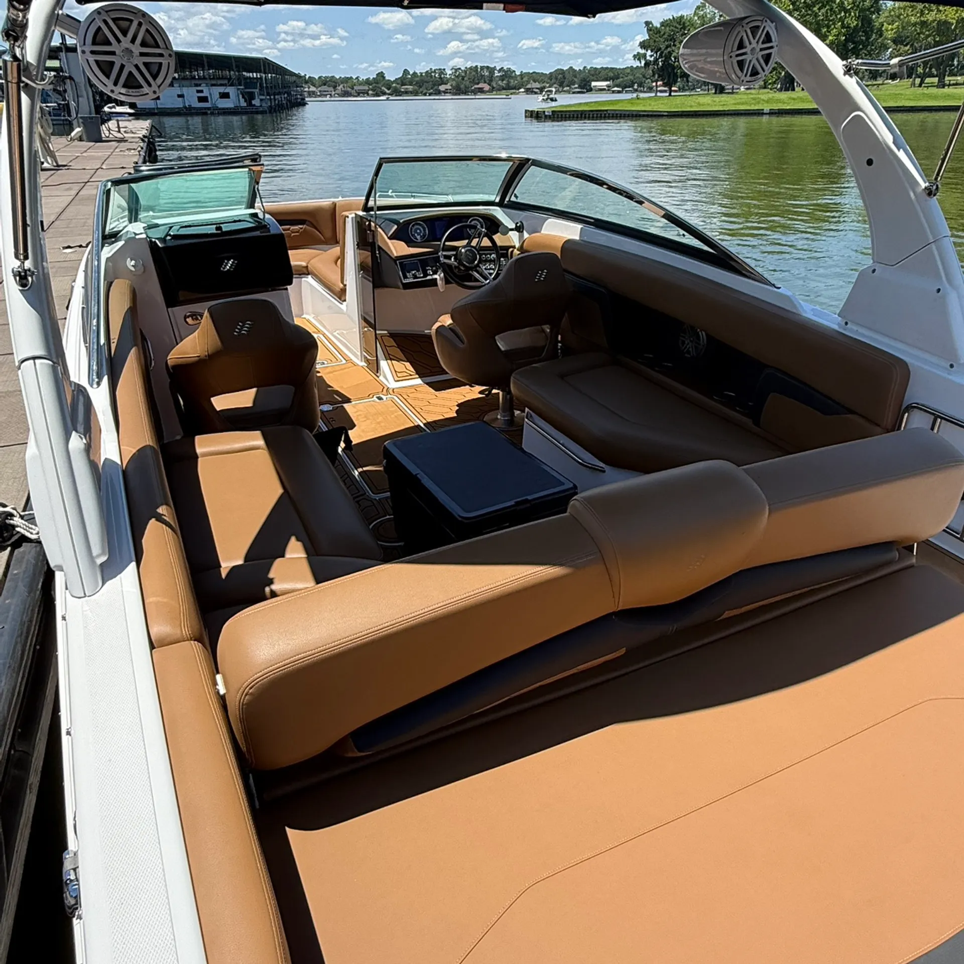 Brand-New 2025 Four Winns HD8 Luxury Charter | Captain &amp; Host Included