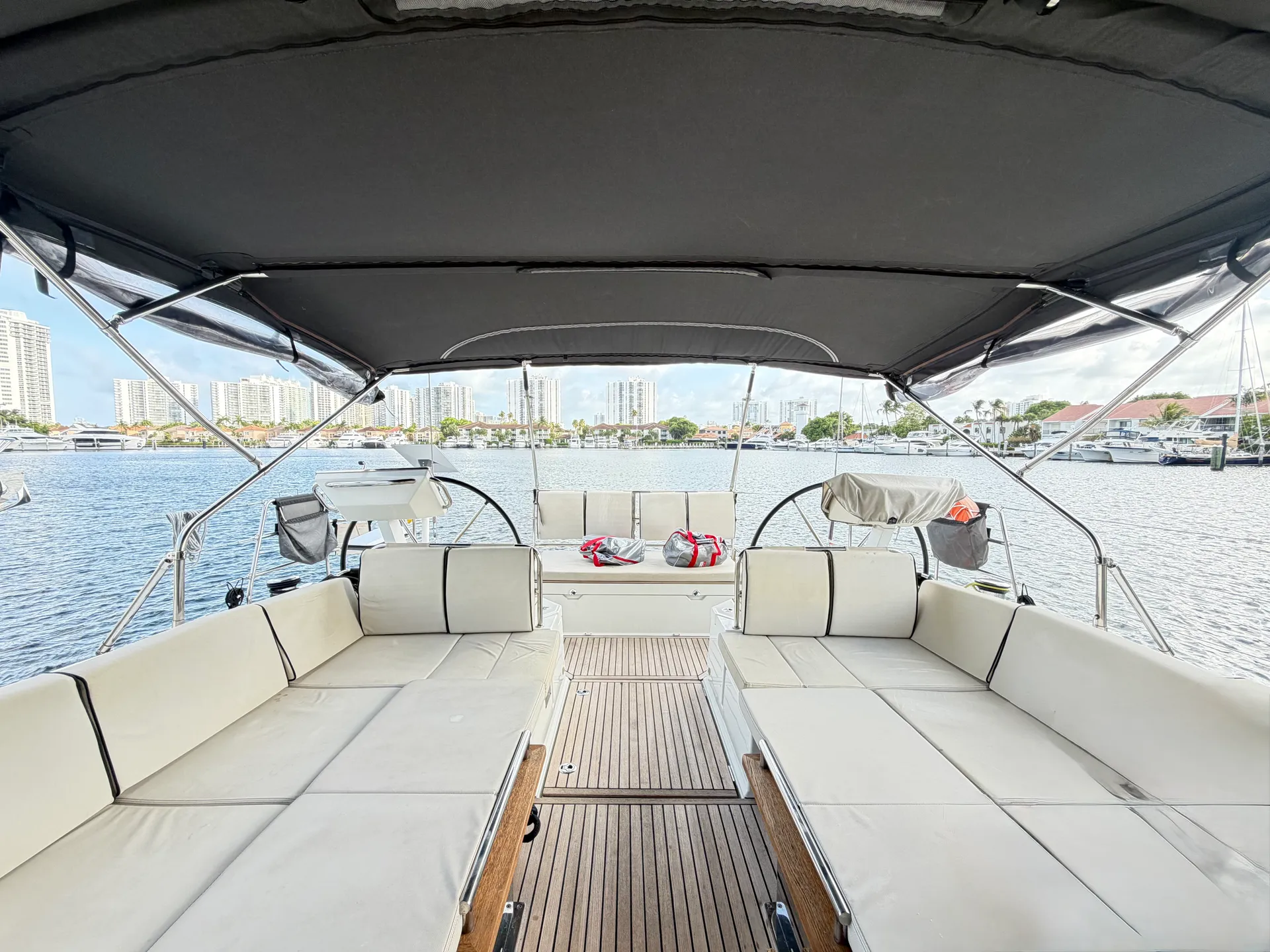 Beneteau USA Oceanis Yacht 62 in Aventura, FL — photo 2