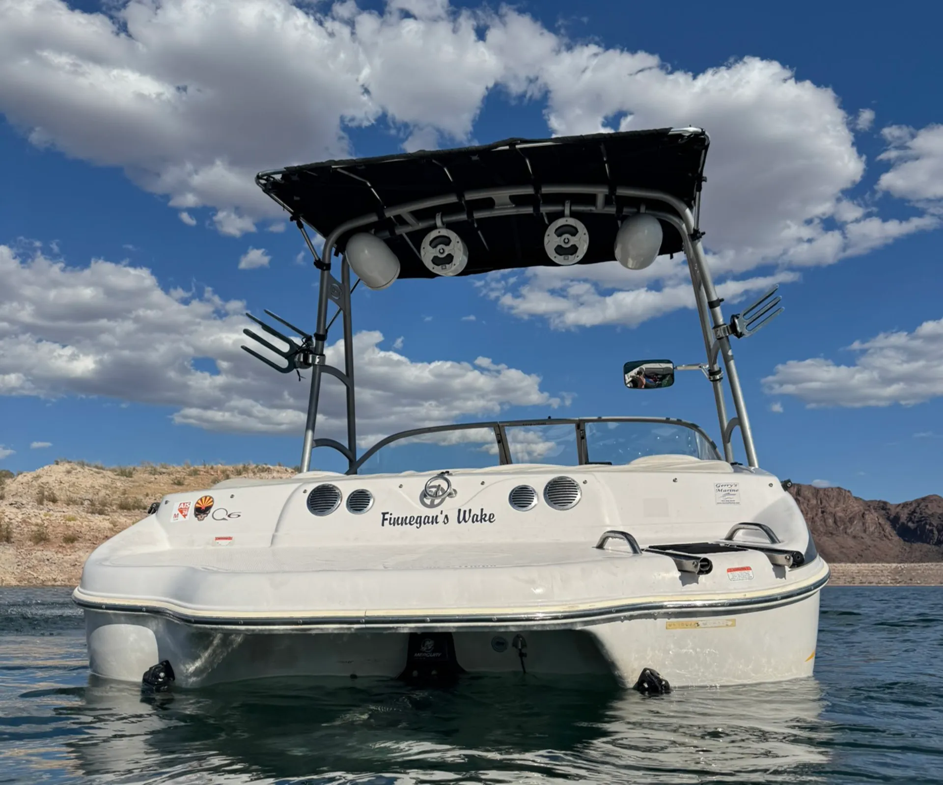 Cruise Lake Mead Like a Local Aboard Our 21’ Tahoe 