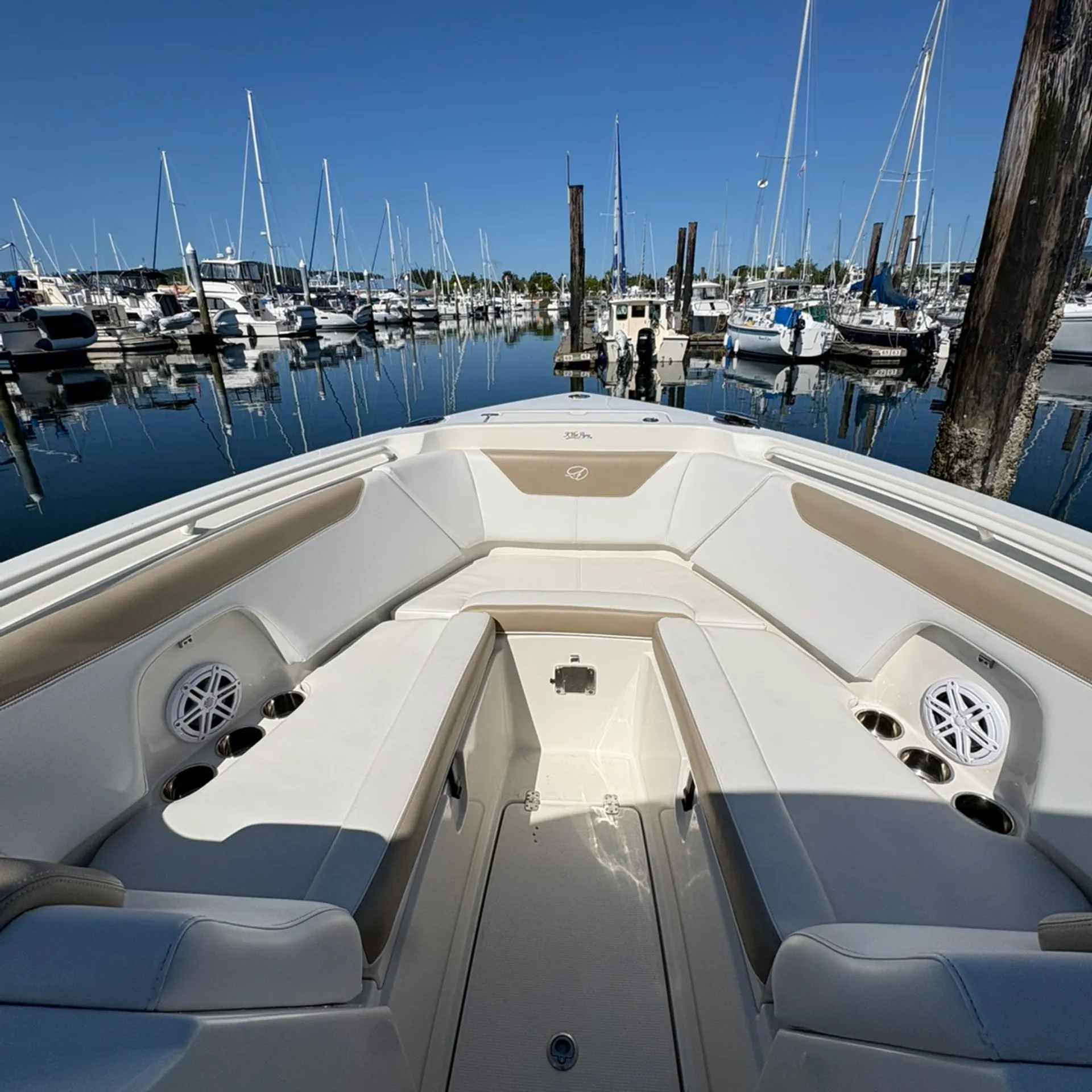 27’ Sailfish Dual Console - Cruise, Fish, and Crab in style!
