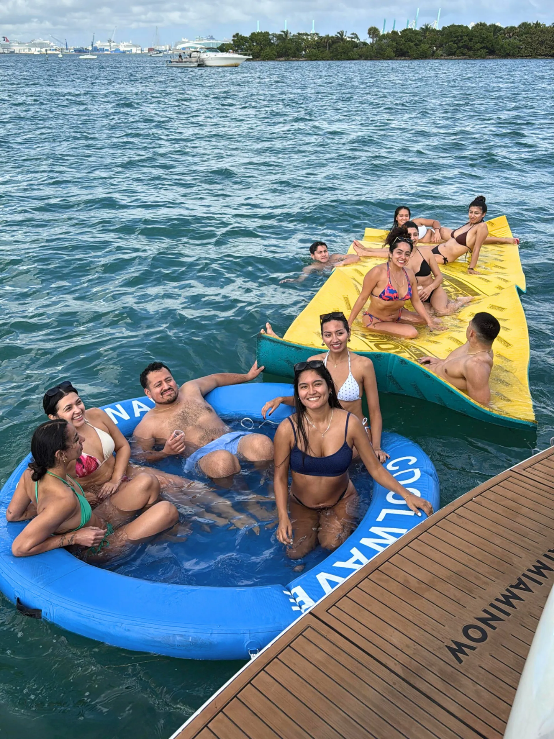 Enjoy Miami In 50FT SUNSEEKER MANHATTAN!