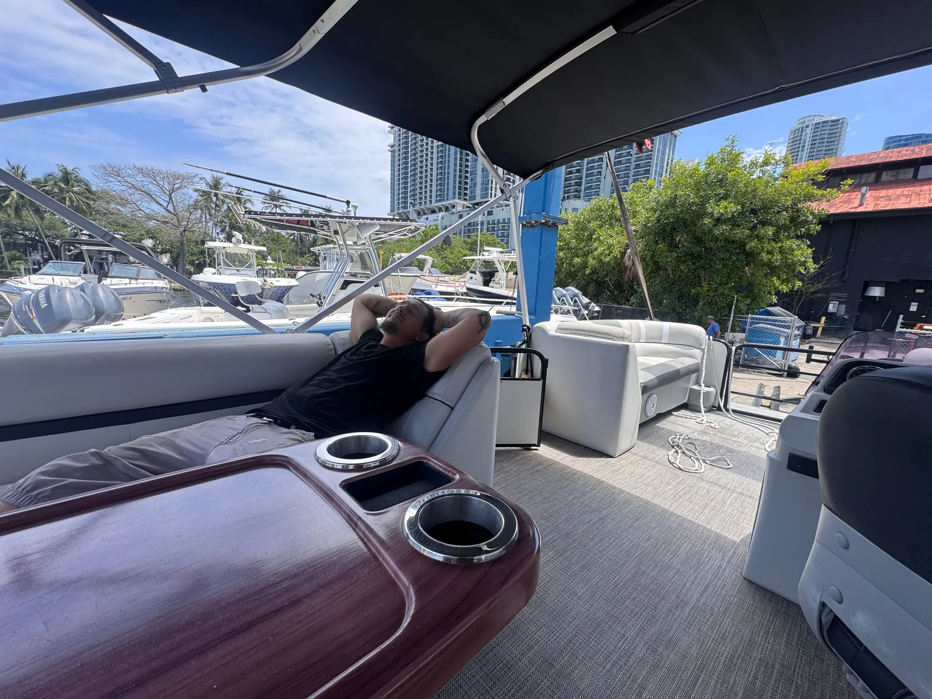 GODFREY MARINE SWEETWATER 2086 SB in Lake Placid, FL — photo 2