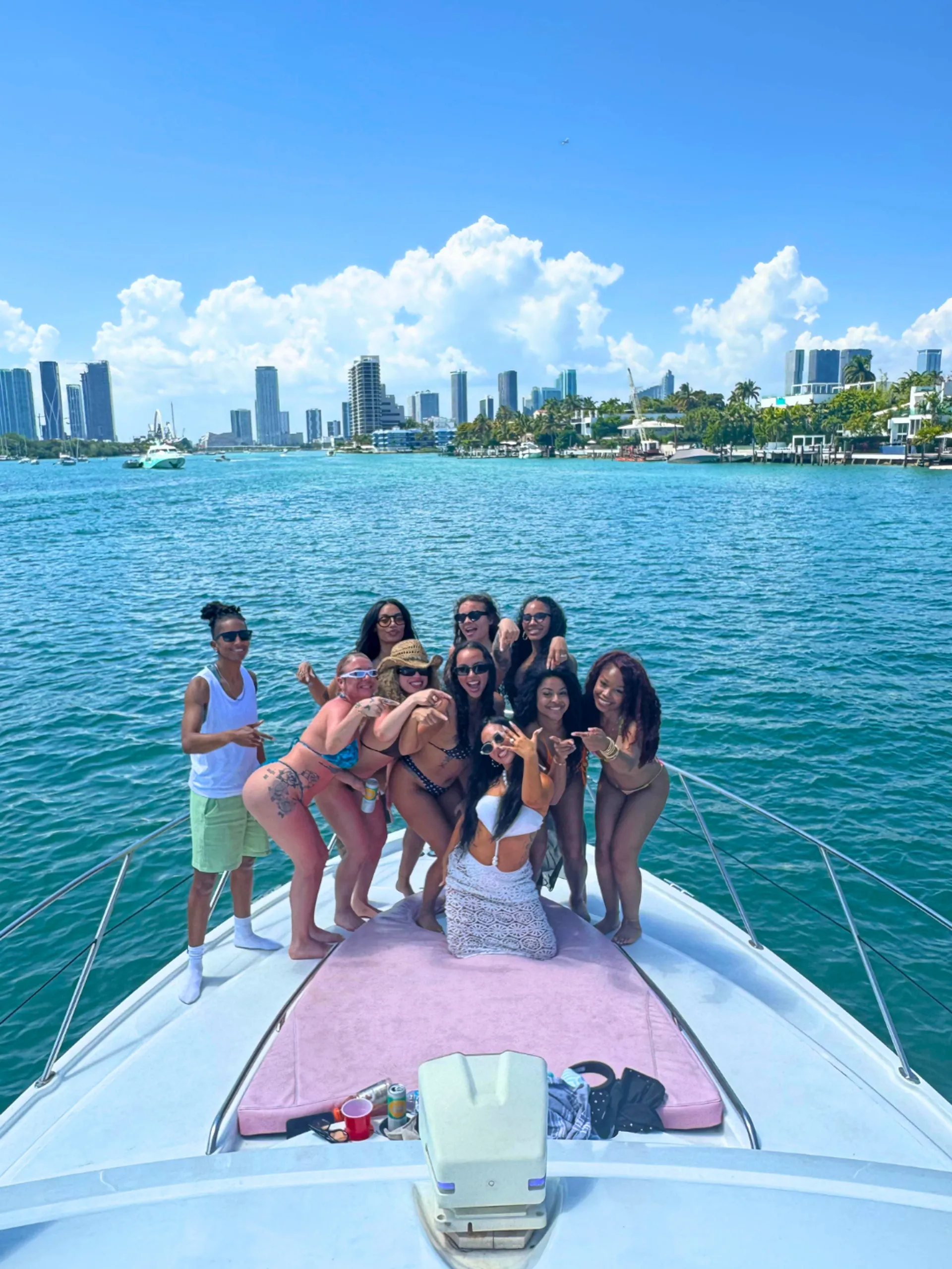  Enjoy MAXUM 46ft "Pink Lady" in Miami!