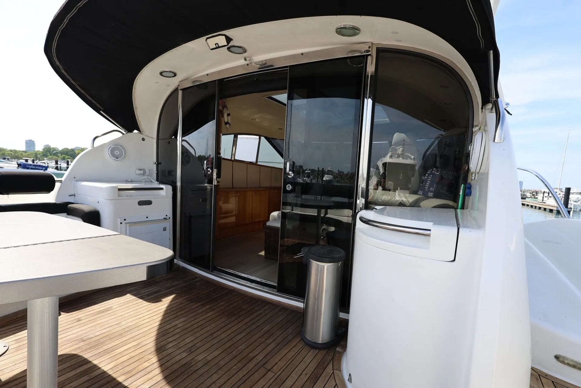 NEPTUNUS YACHTS 54 EXPRESS CRUISER in Chicago, IL — photo 5